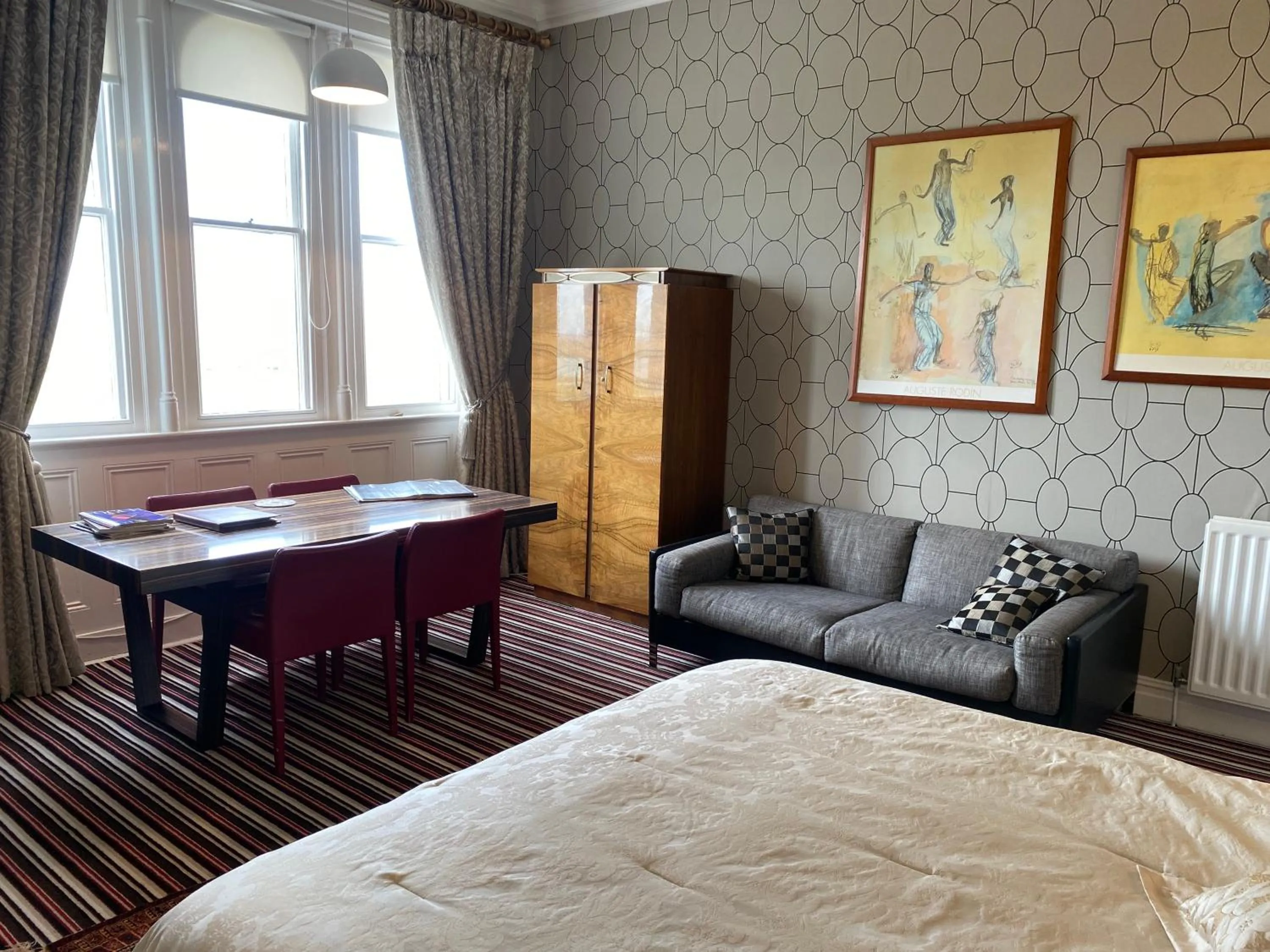 Bed in Aberley House