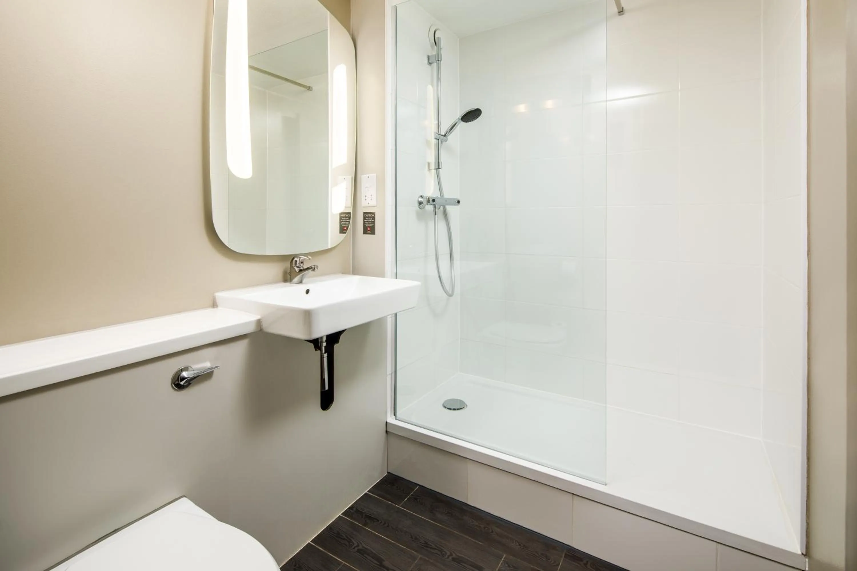 Shower in ibis Coventry South