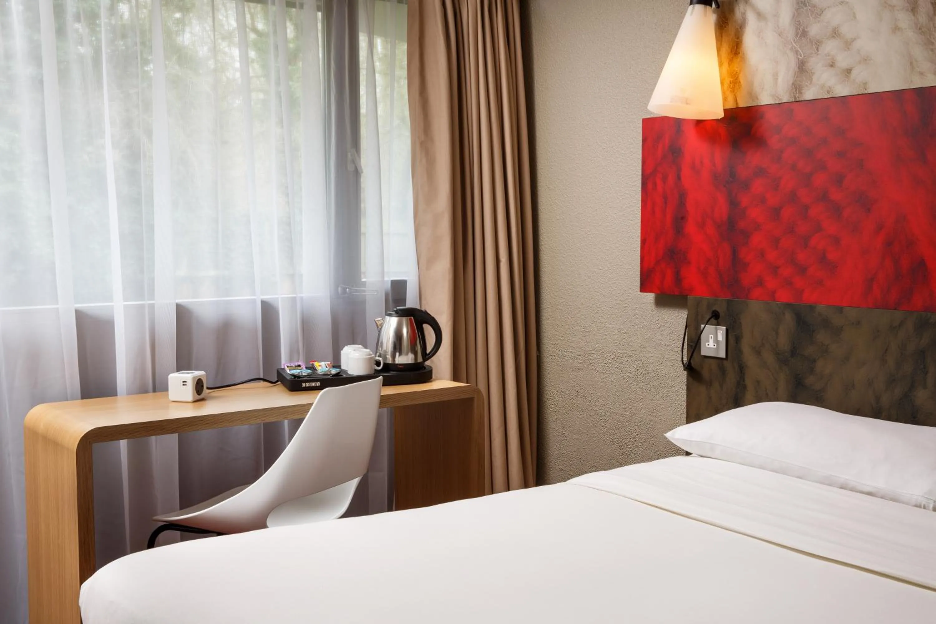 Coffee/tea facilities, Bed in ibis Coventry South