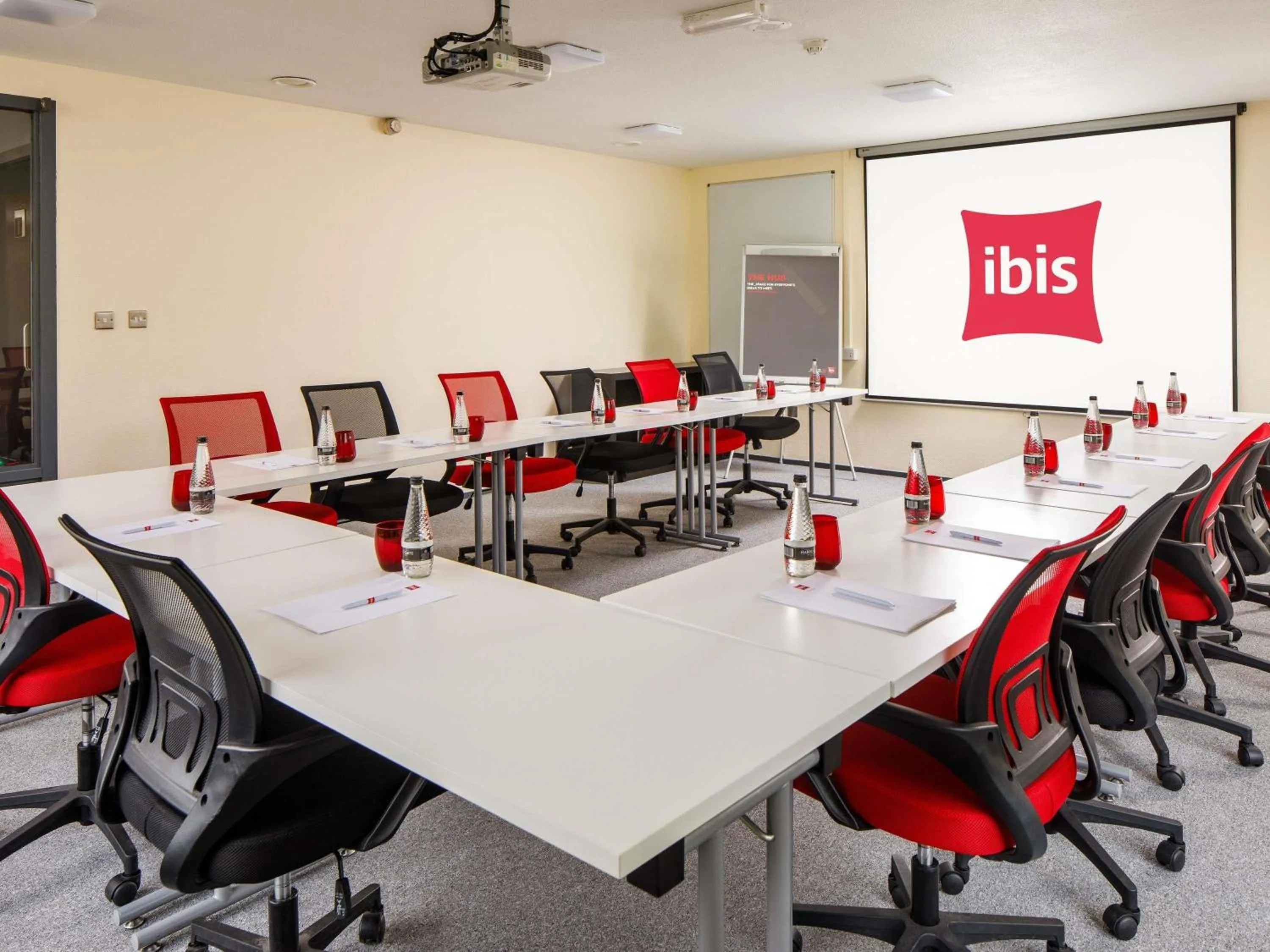 Meeting/conference room in ibis Coventry South