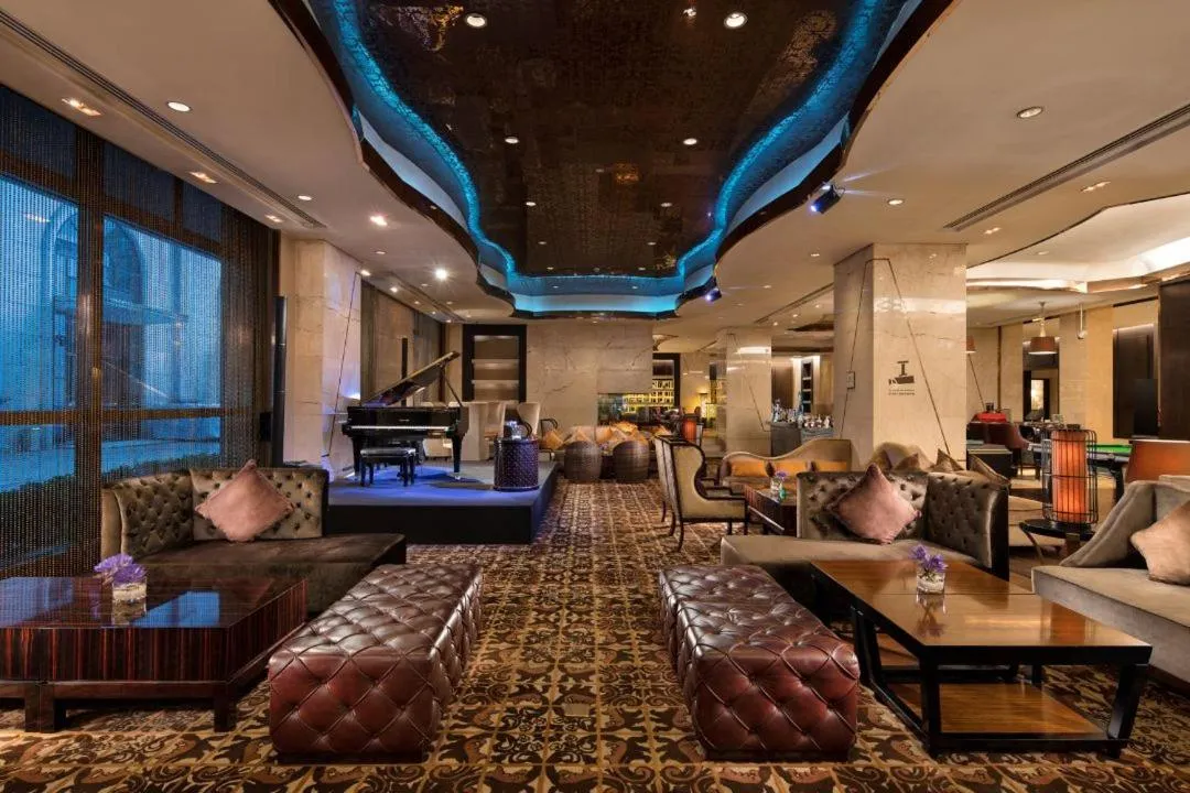 Lounge or bar in Sheraton Xi'an North City Hotel
