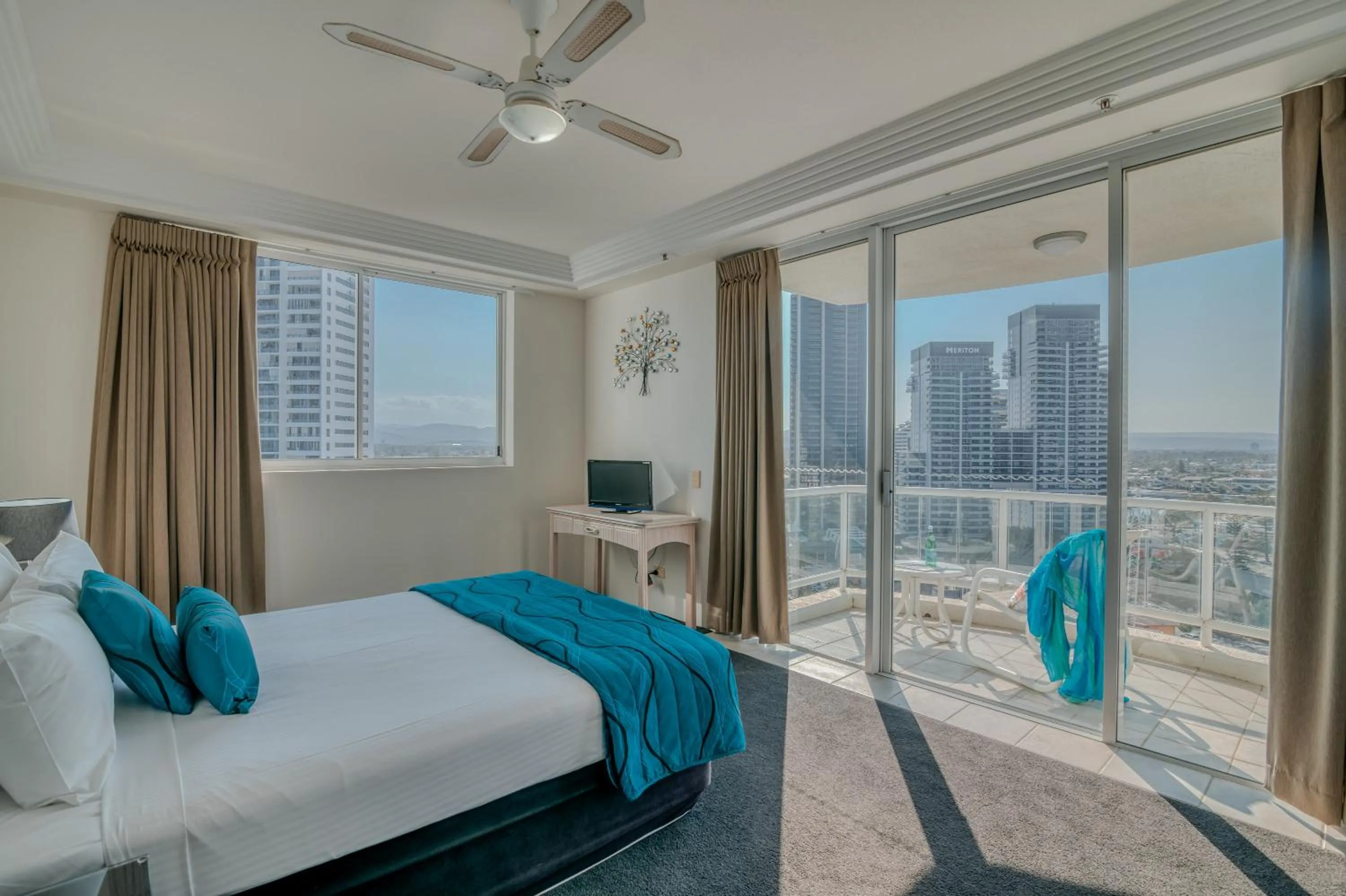 Balcony/Terrace, Bed in Carmel by the Sea