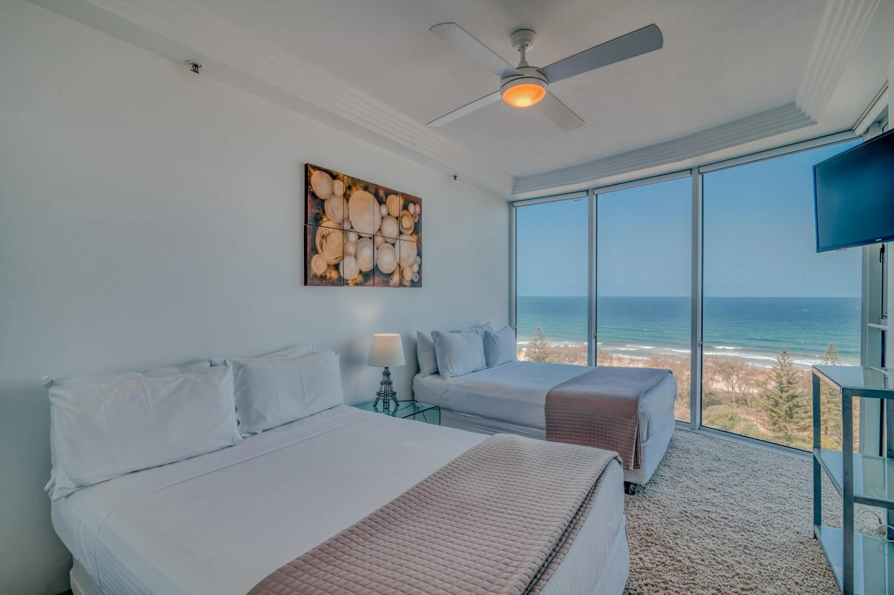 Bedroom, Bed in Carmel by the Sea