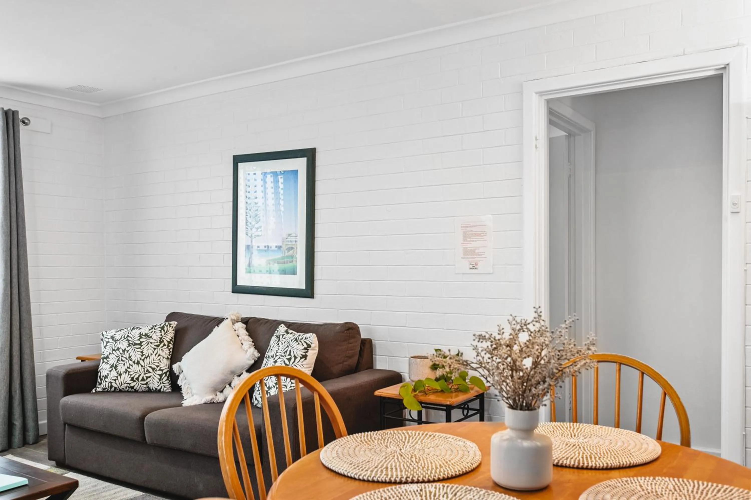 Malibu Apartments - Perth