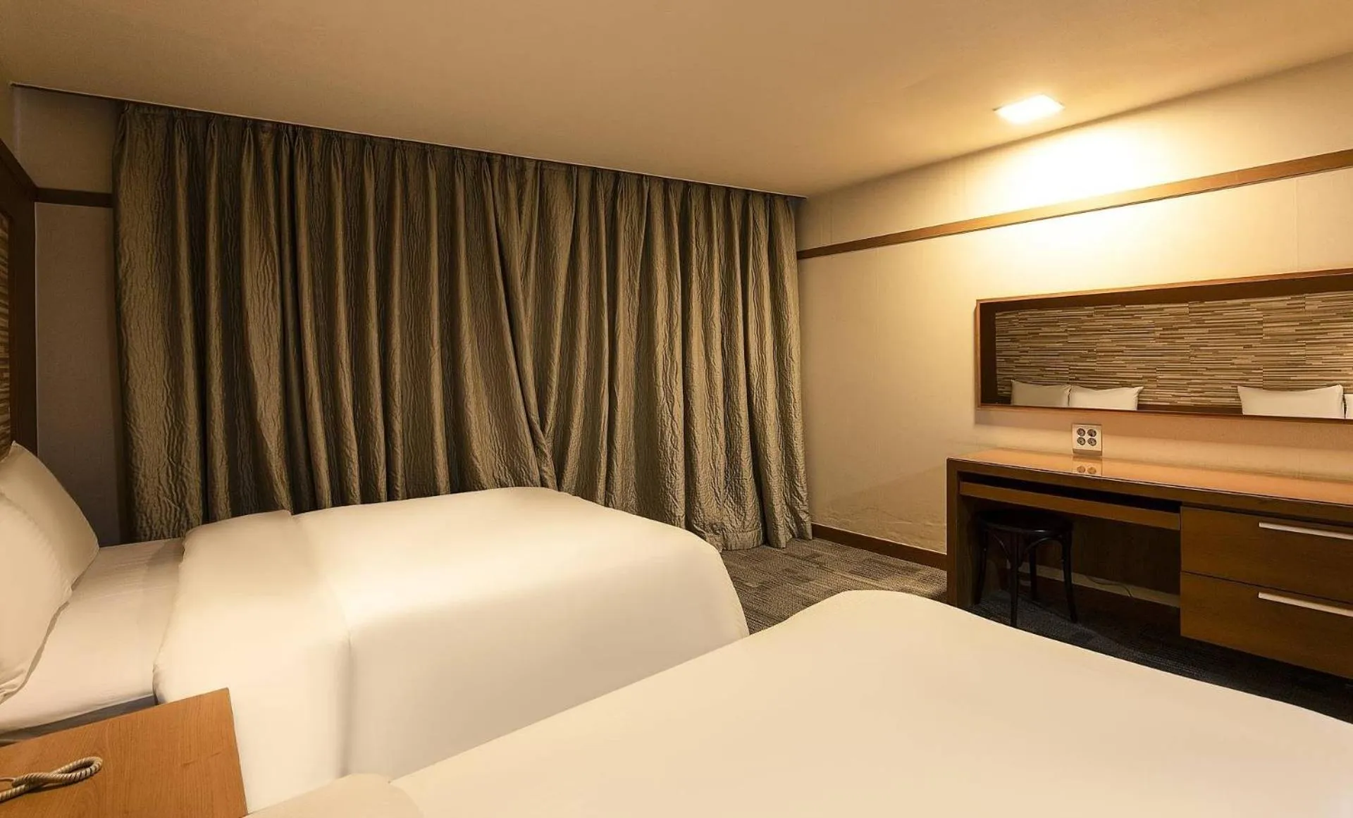 Bed in Incheon Airport Hotel Zeumes