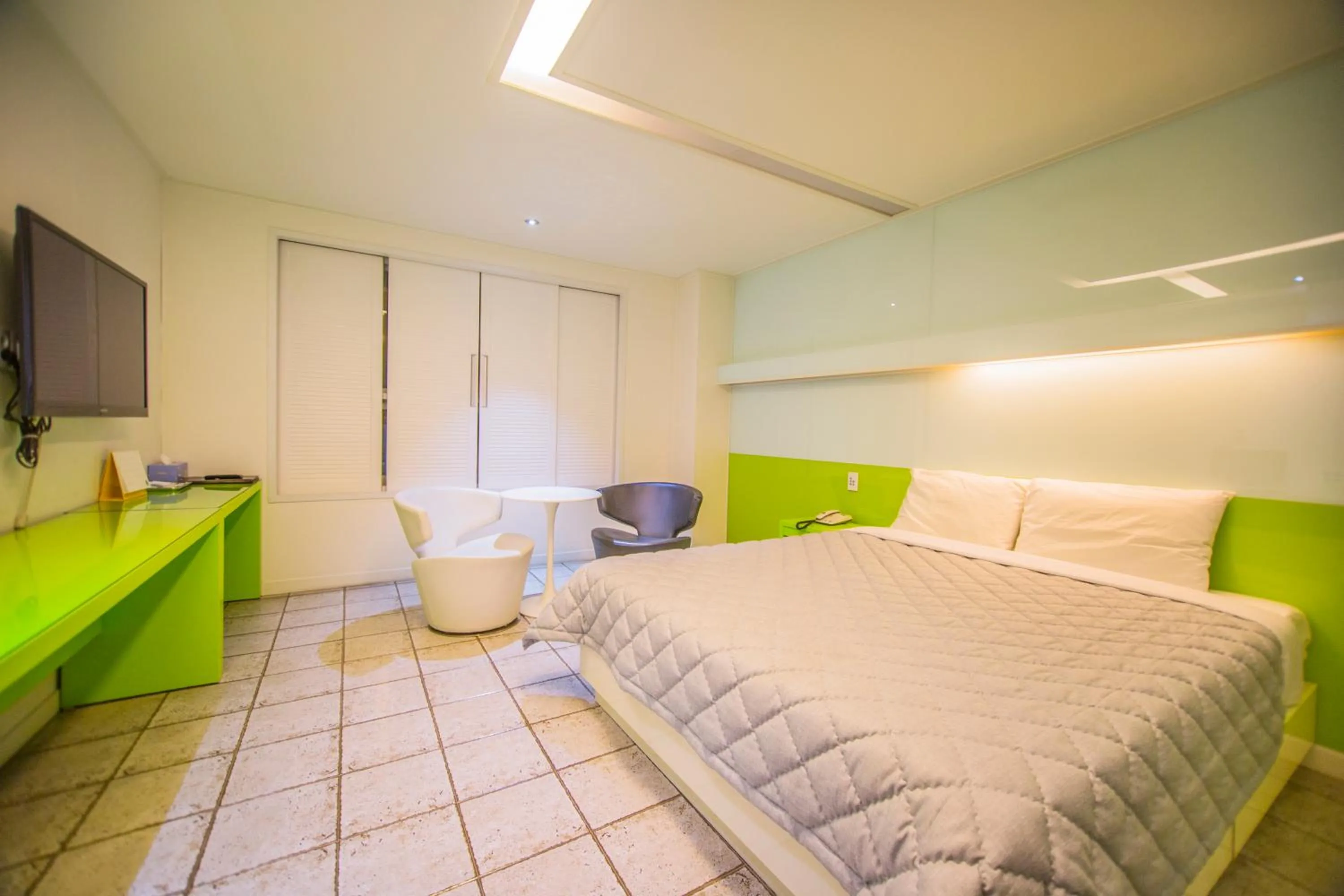 Bed in Incheon Airport Hotel Zeumes