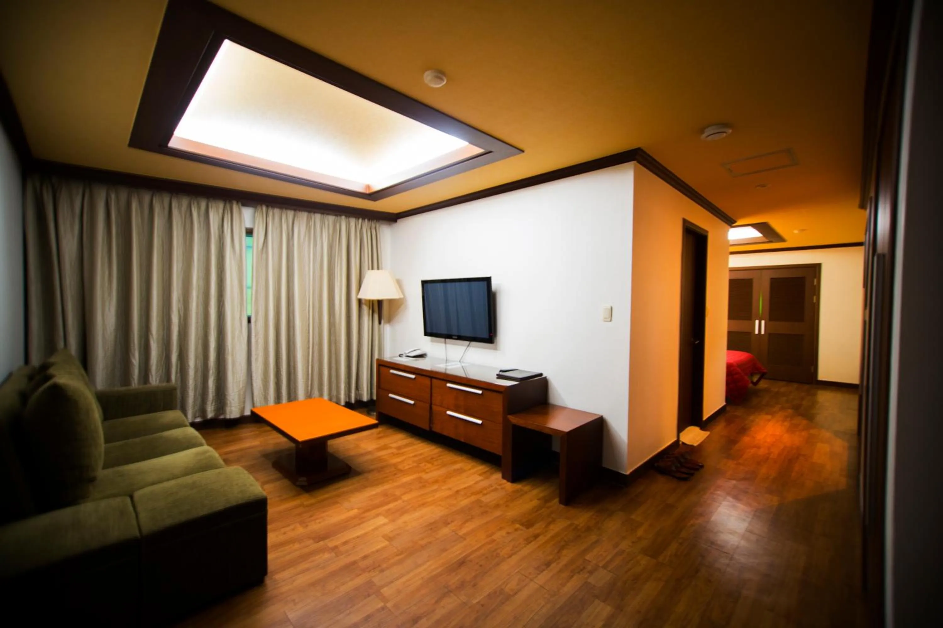 Living room in Incheon Airport Hotel Zeumes