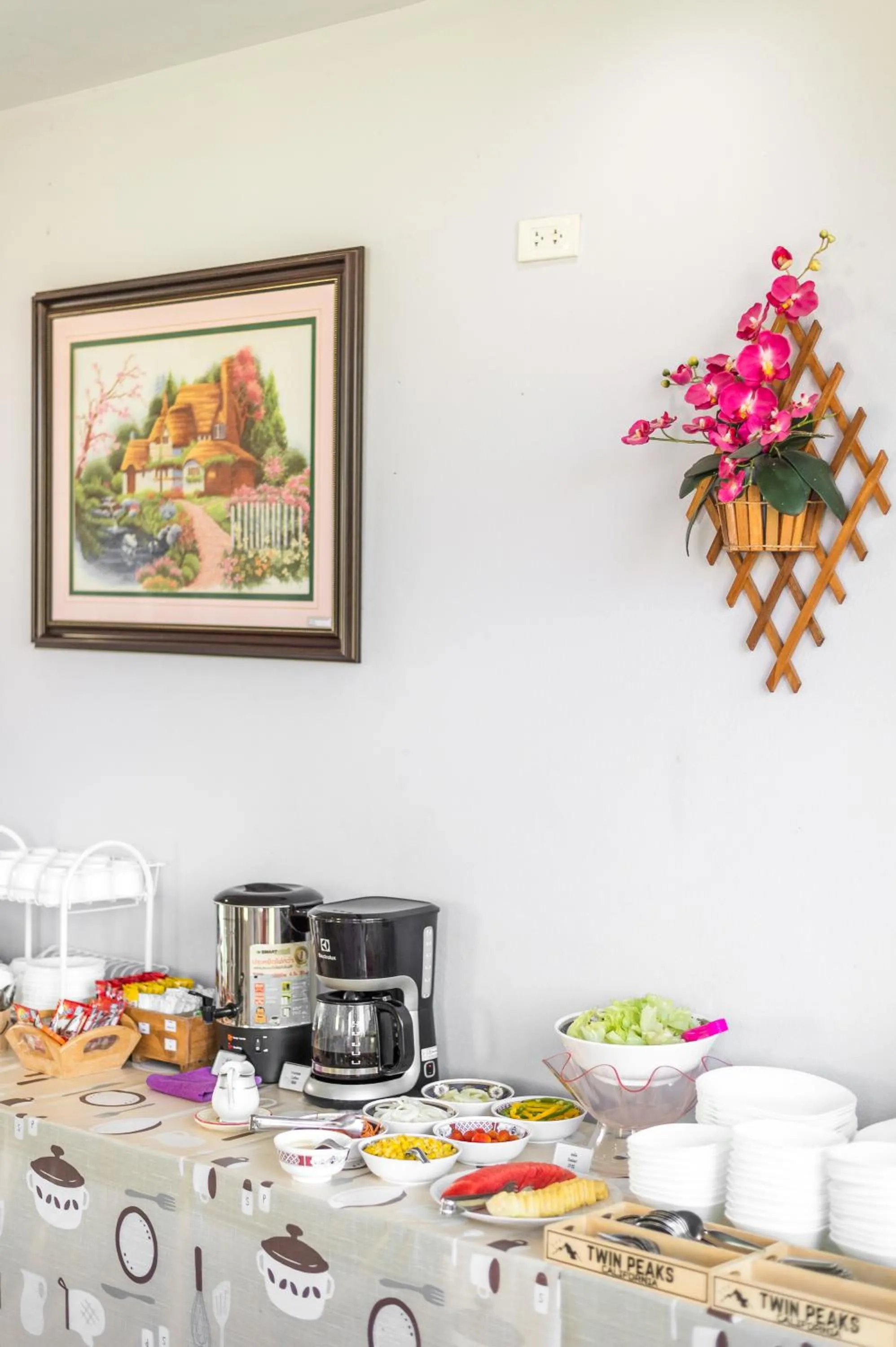 Coffee/tea facilities in Chayadol Resort - SHA Extra Plus