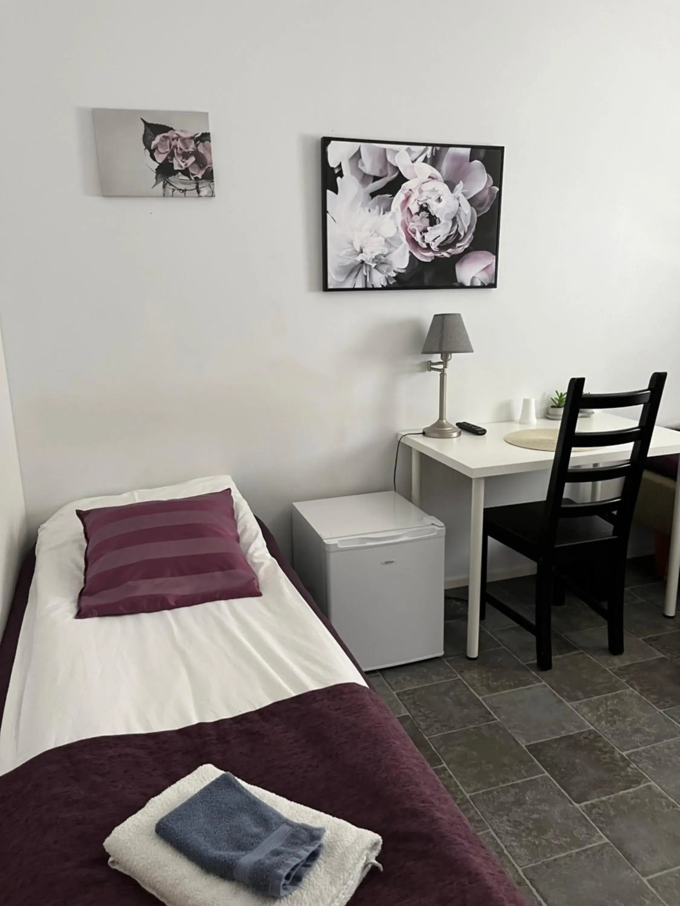 Economy Twin Room in Hotelli Keskipiste Economy Twin Room in Hotelli Keskipiste