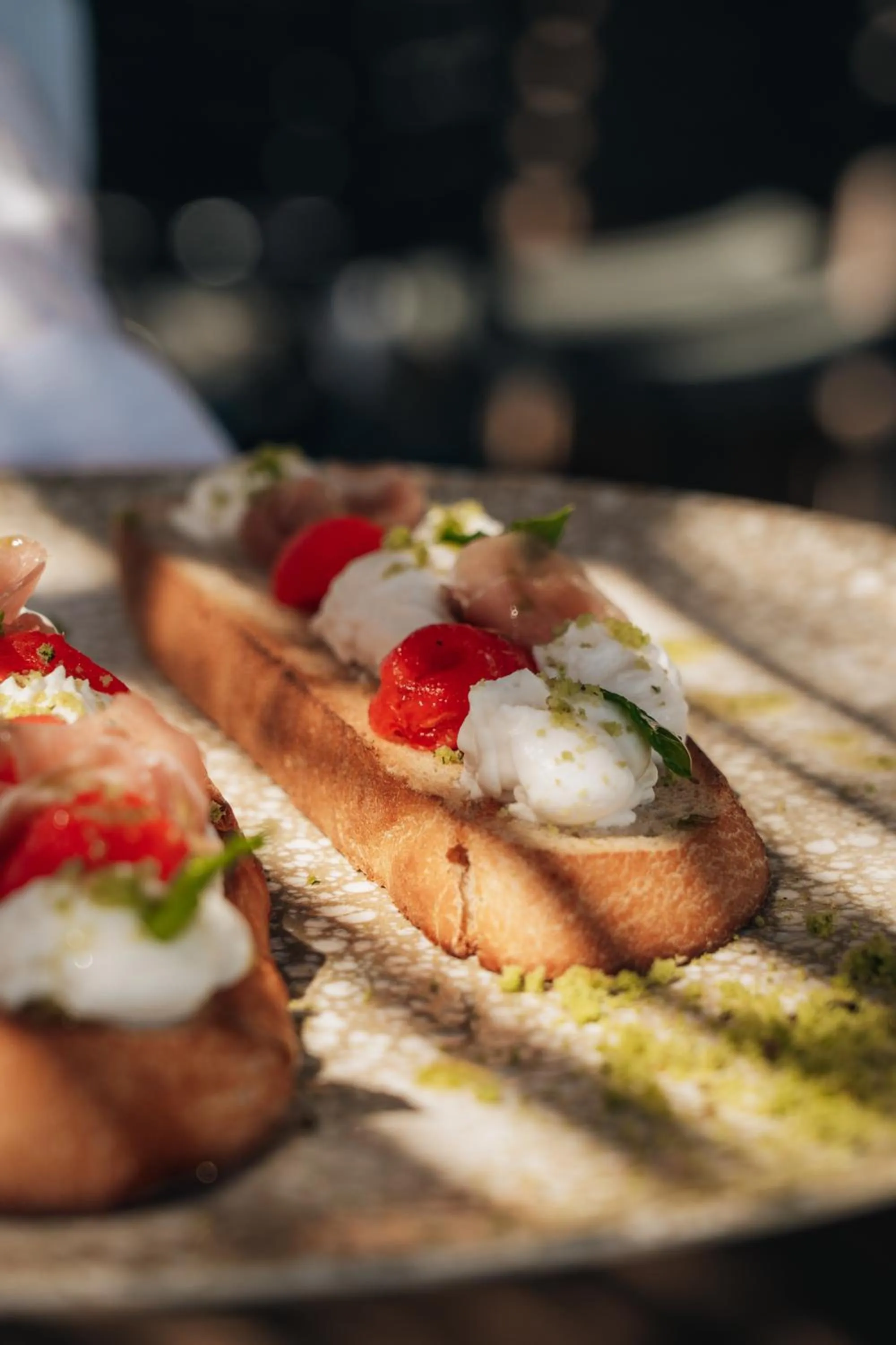 Food and drinks in Golden Coast Beachfront Resort