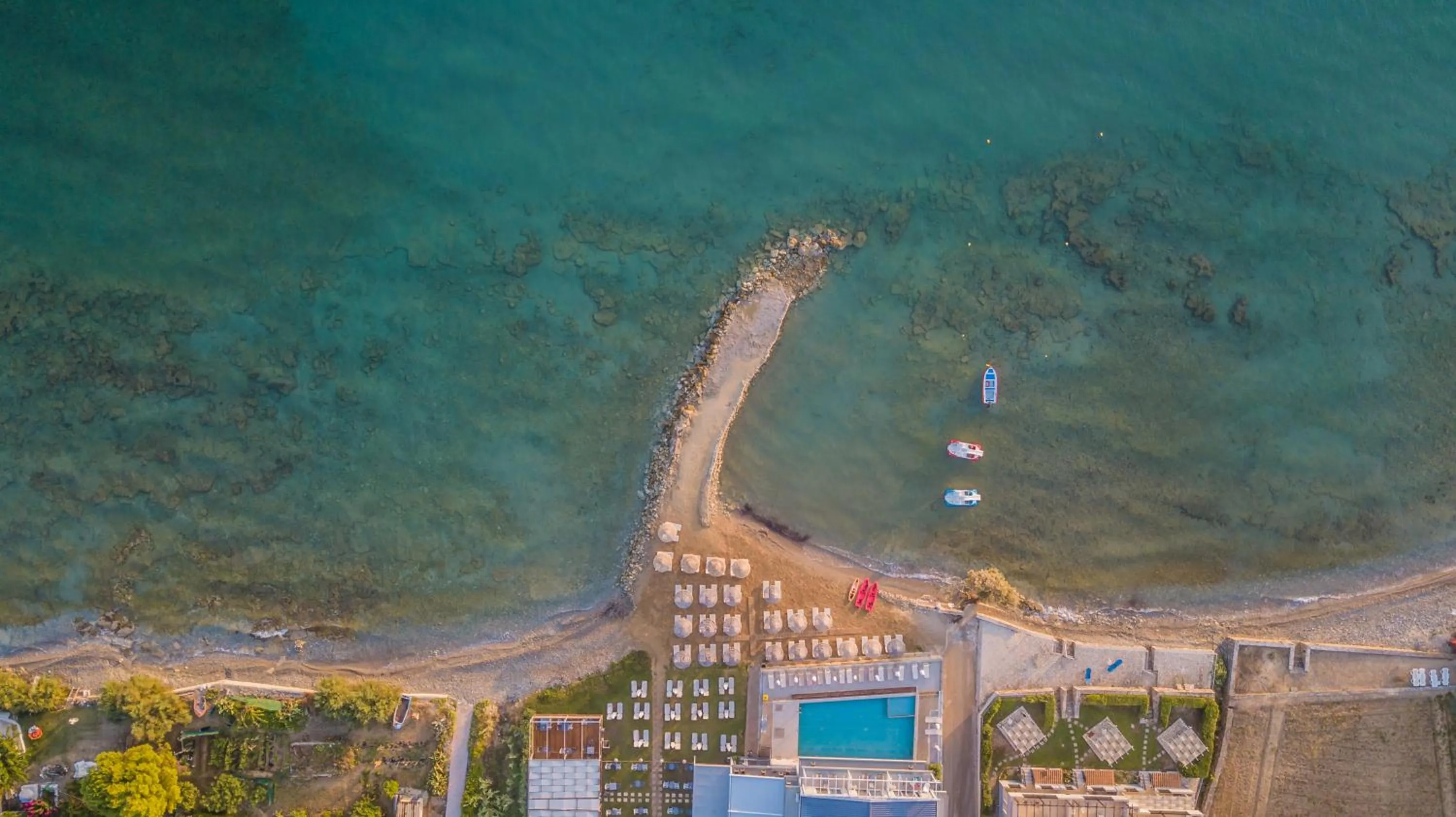 Beach in Golden Coast Beachfront Resort