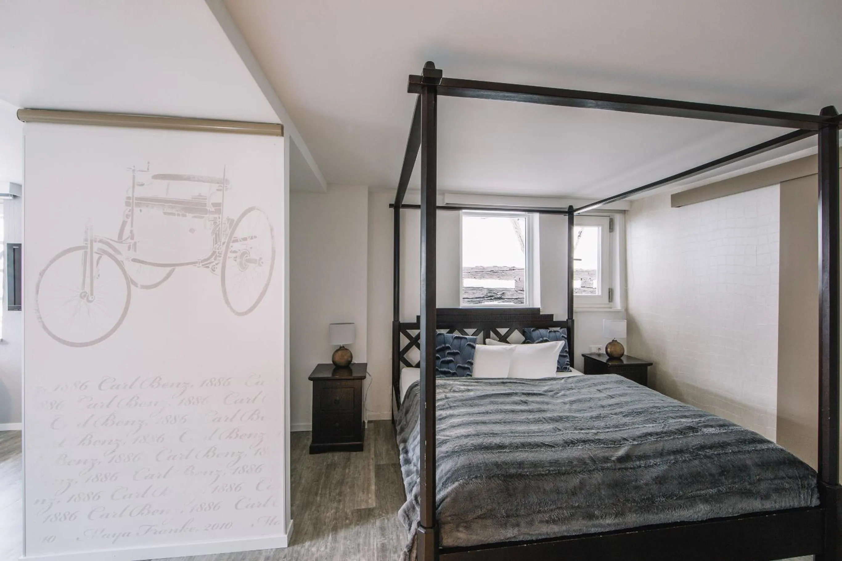 Photo of the whole room, Bed in Boutique Hotel Pfauen