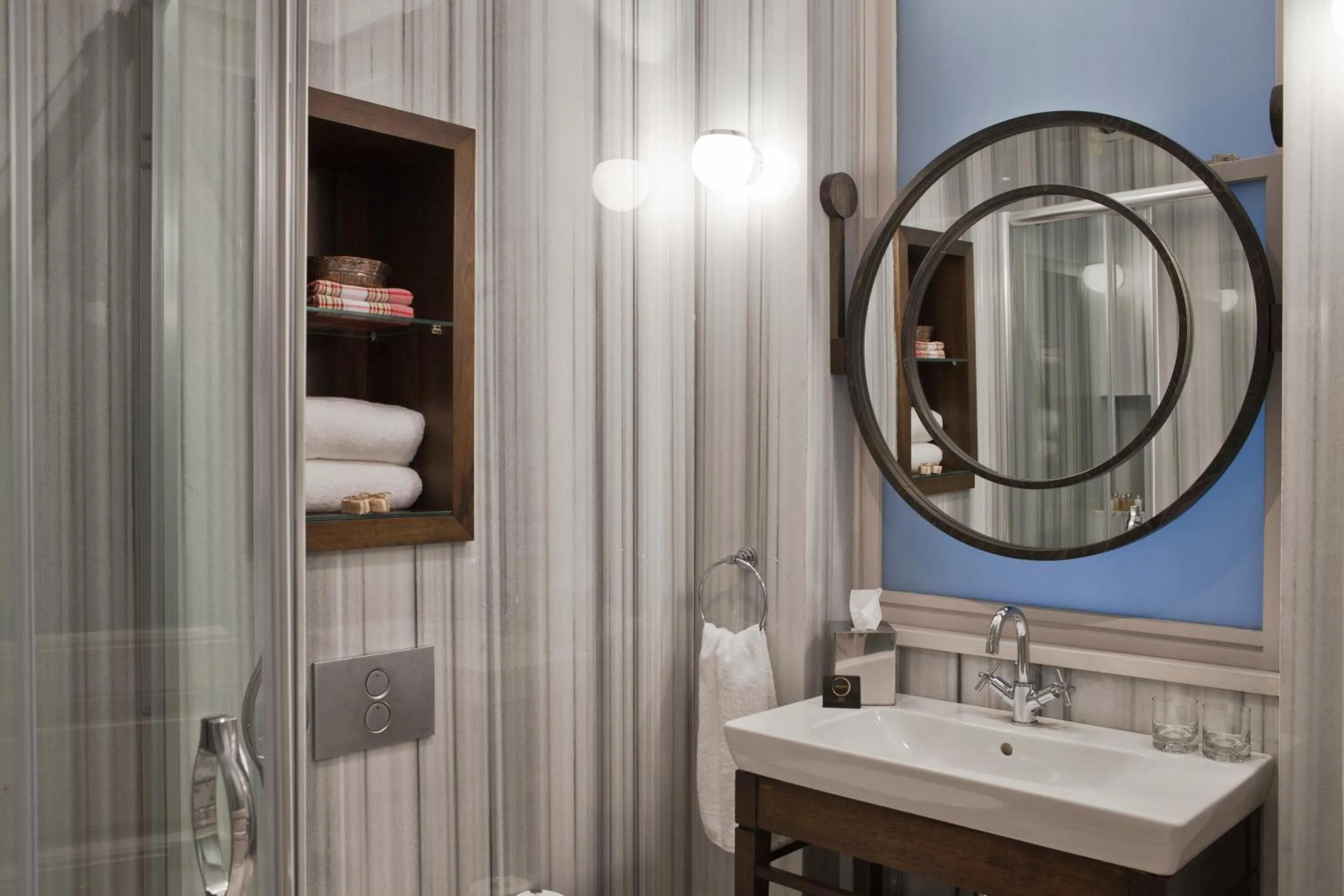 Bathroom in Urban Suites