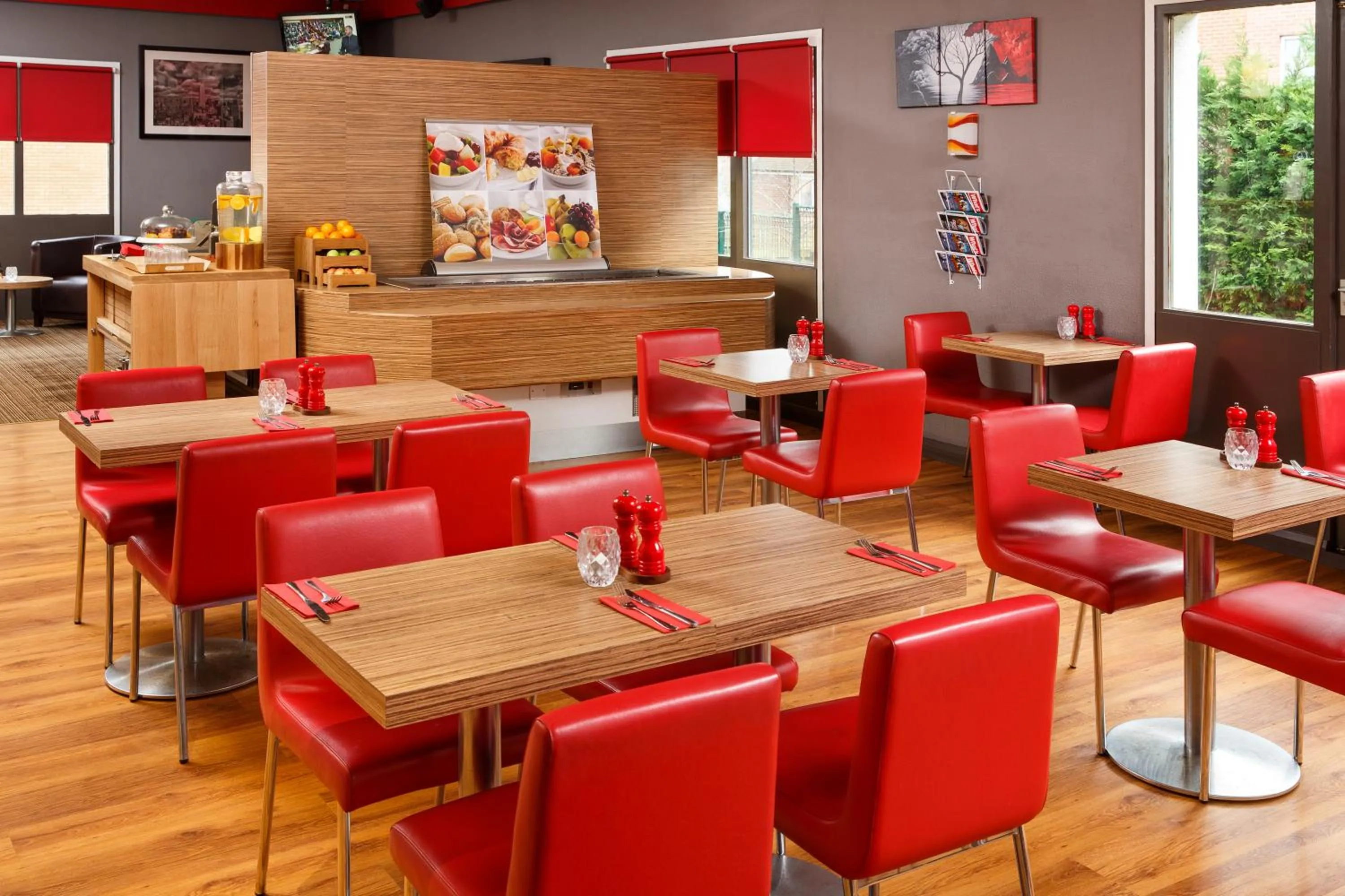 Restaurant/Places to Eat in ibis Birmingham Centre Irving Street