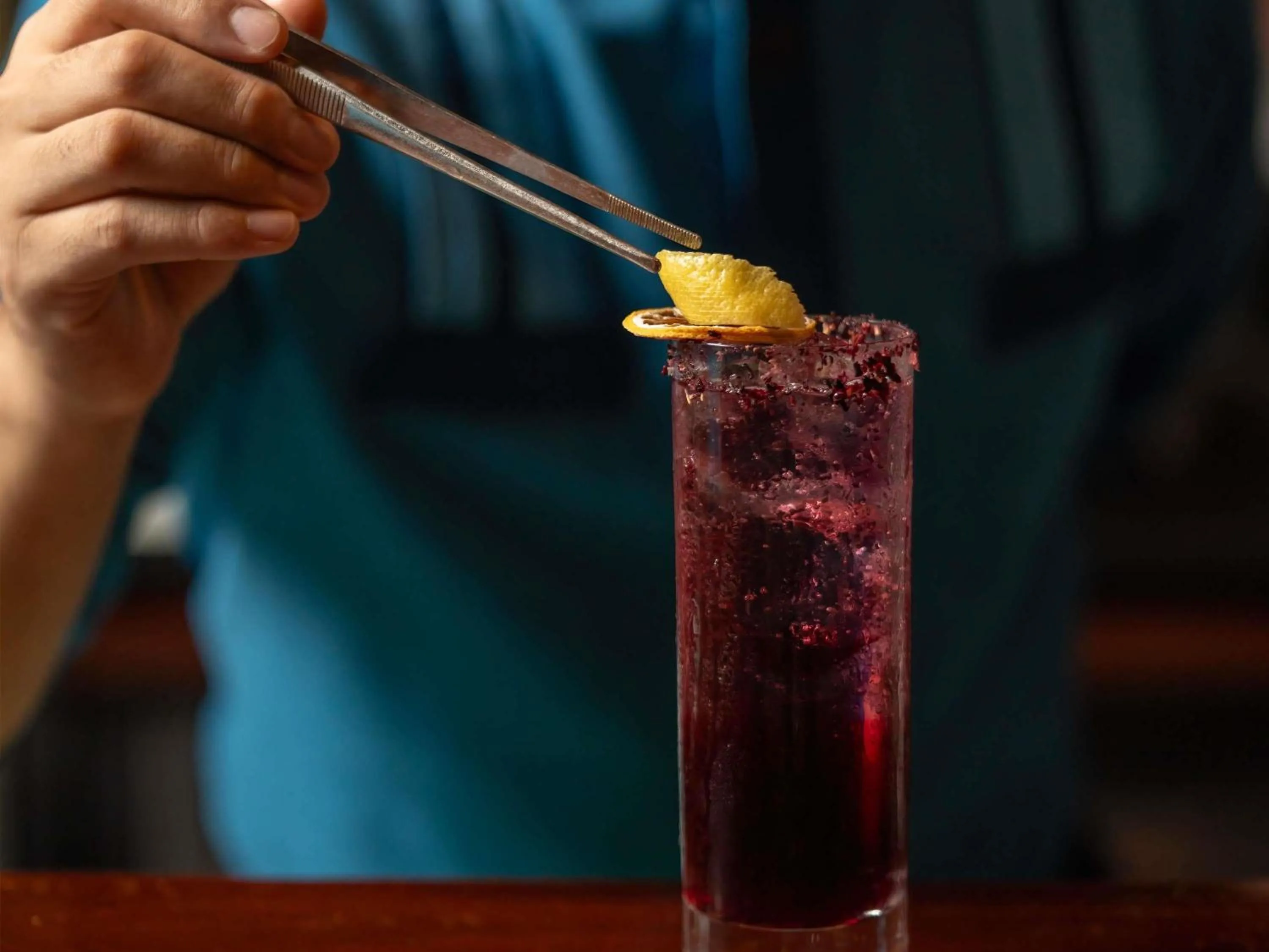 Lounge or bar in Fairmont Makati