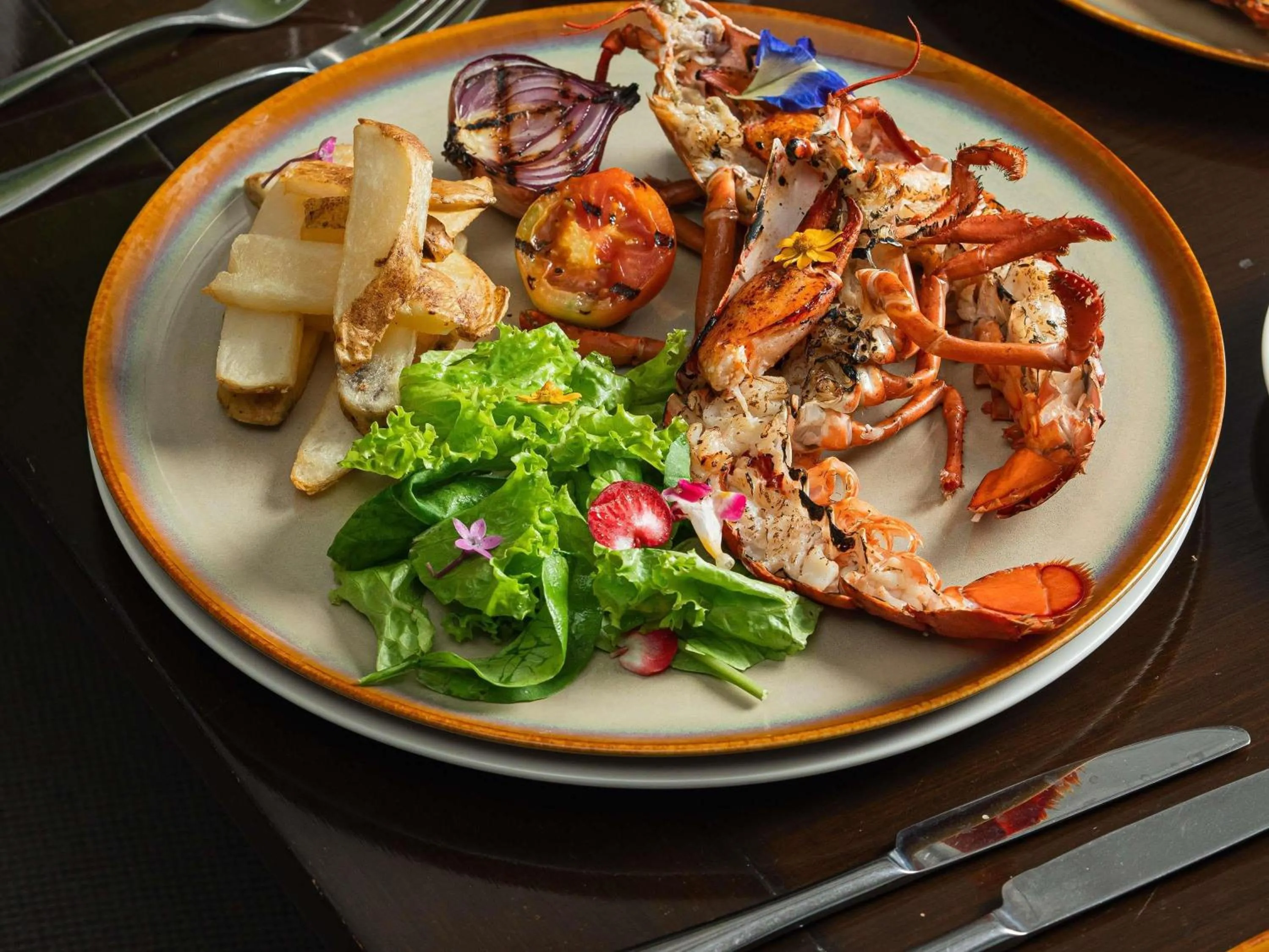 Restaurant/places to eat in Fairmont Makati