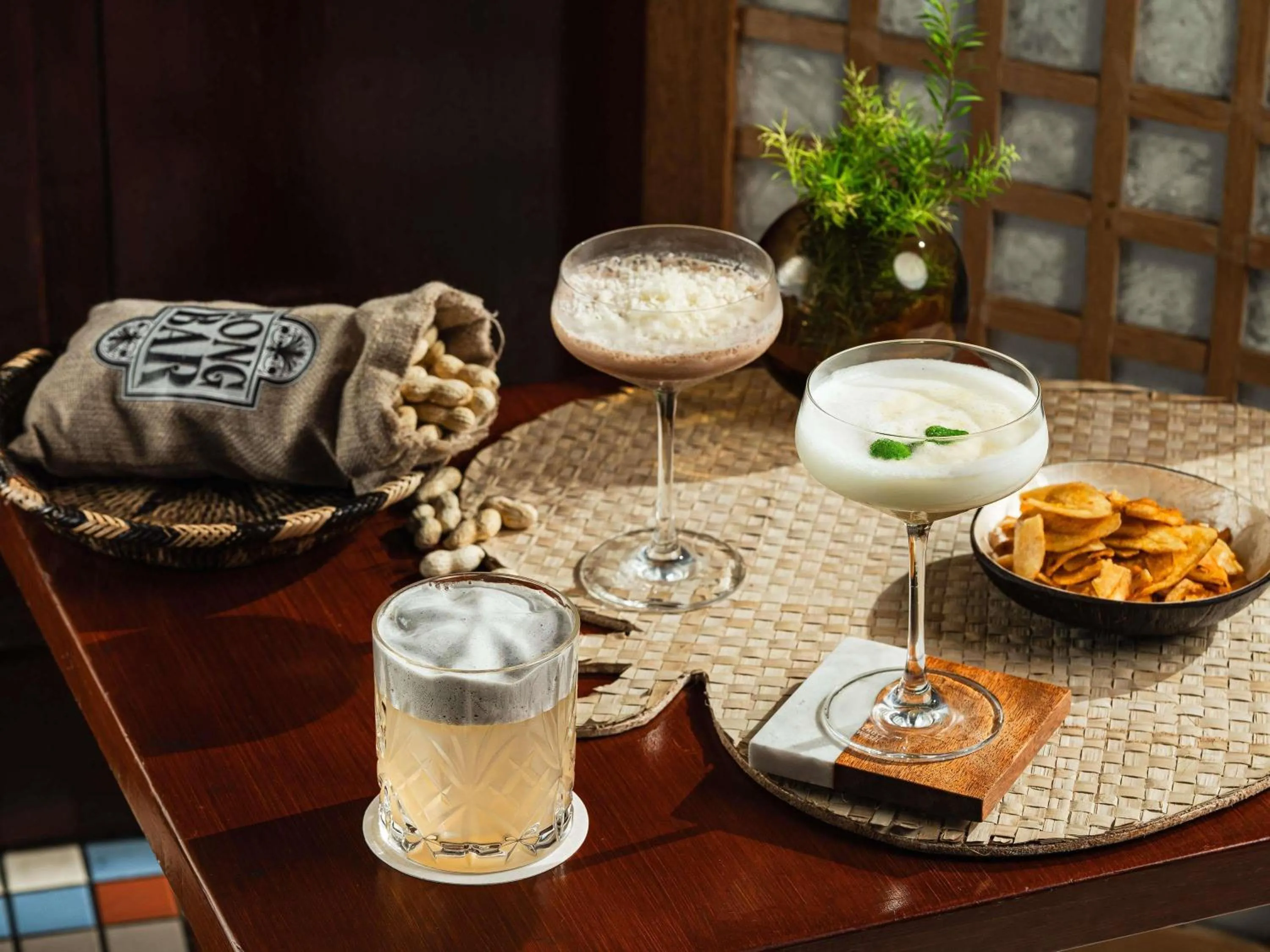 Lounge or bar in Fairmont Makati