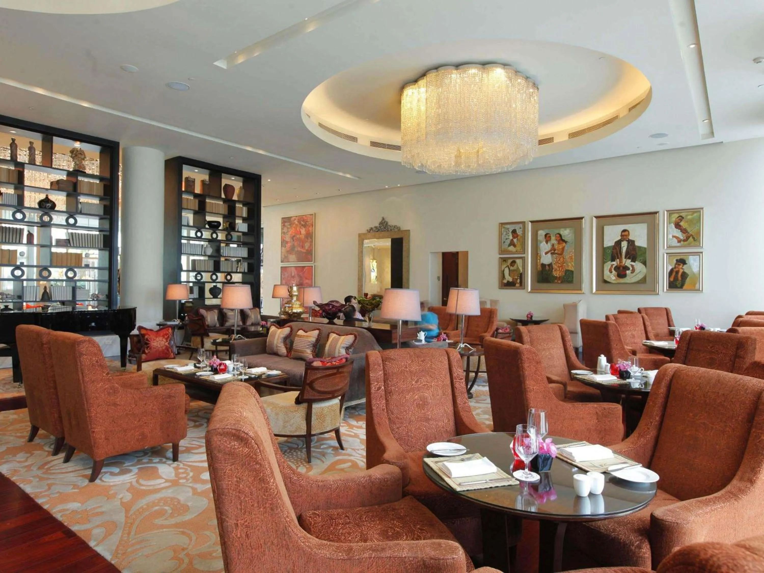 Restaurant/places to eat in Raffles Makati