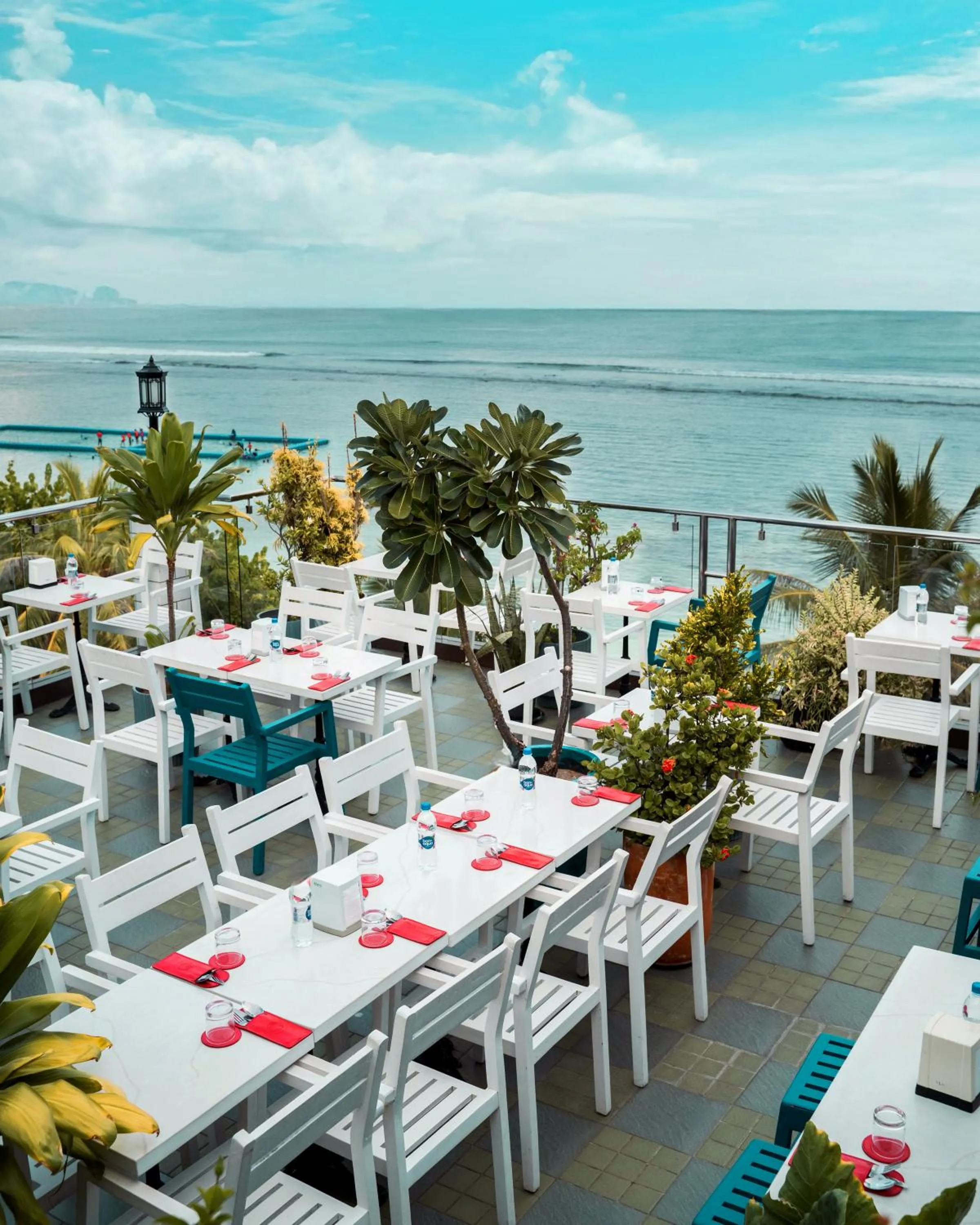 Restaurant/places to eat in Huvan Beach Hotel at Hulhumale