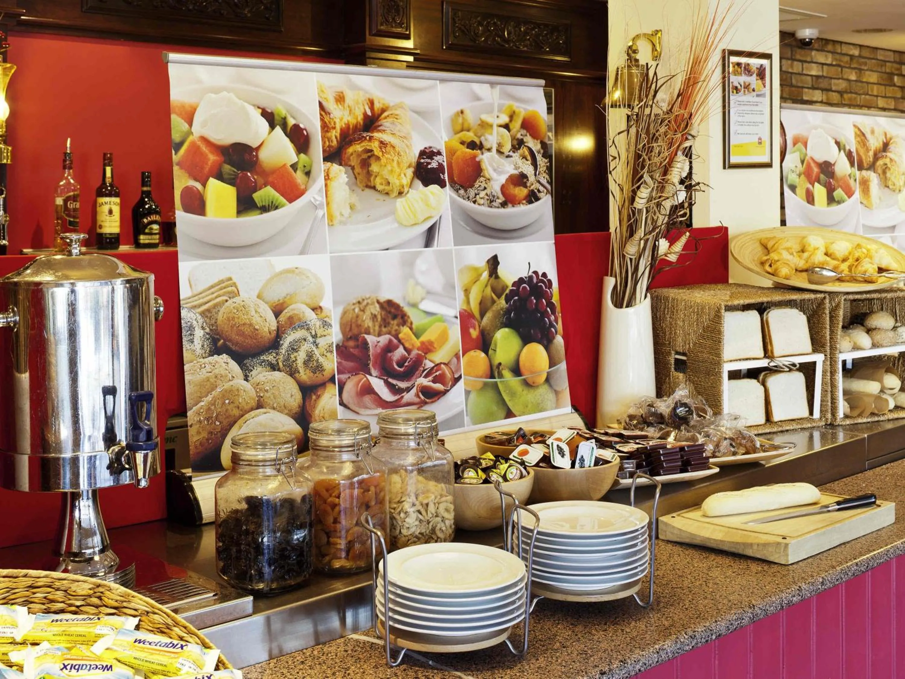 Breakfast in ibis Hull City Centre