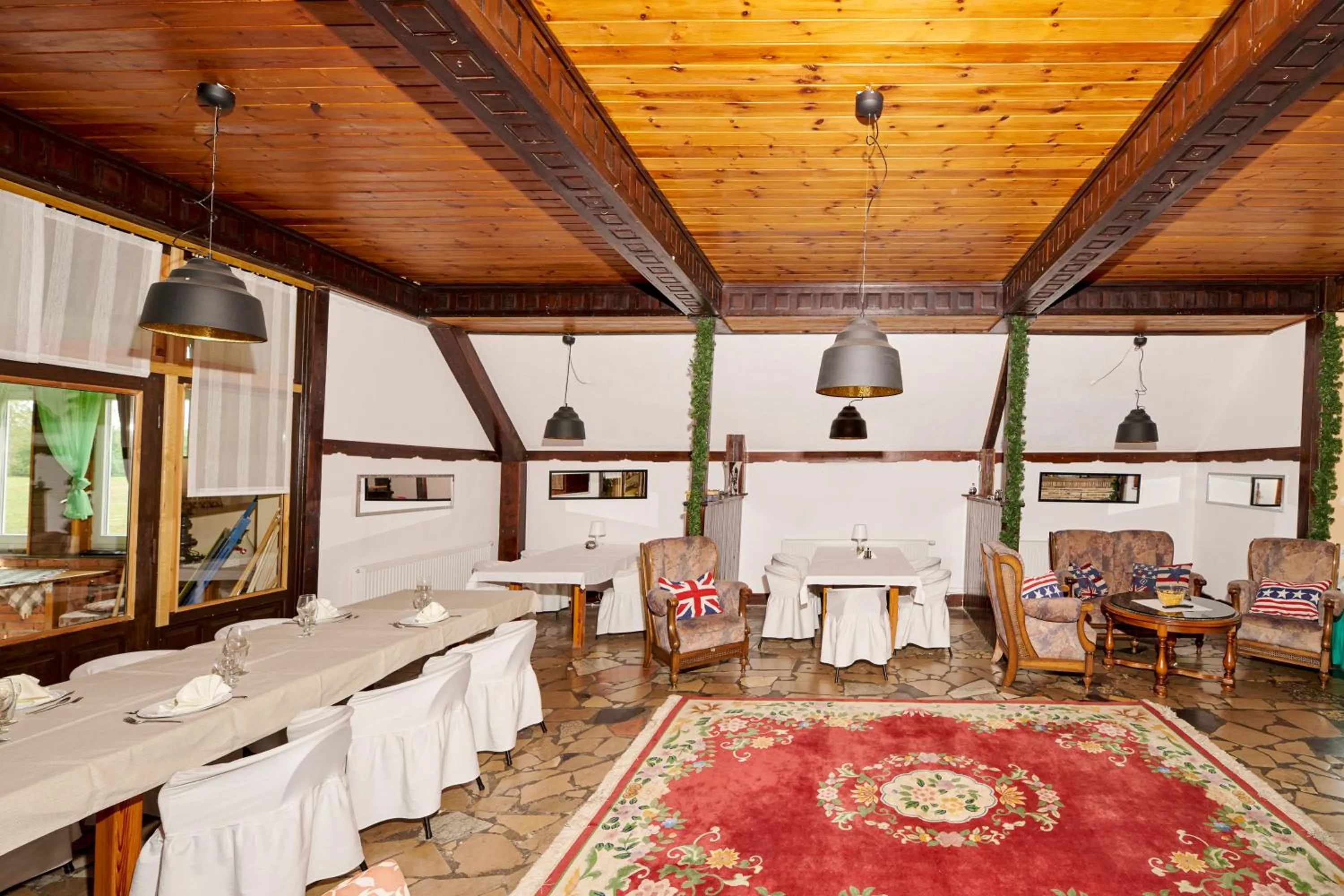 Restaurant/places to eat in Park Inn Resort przy jeziorze - sauna i duży parking - pieski mile widziane