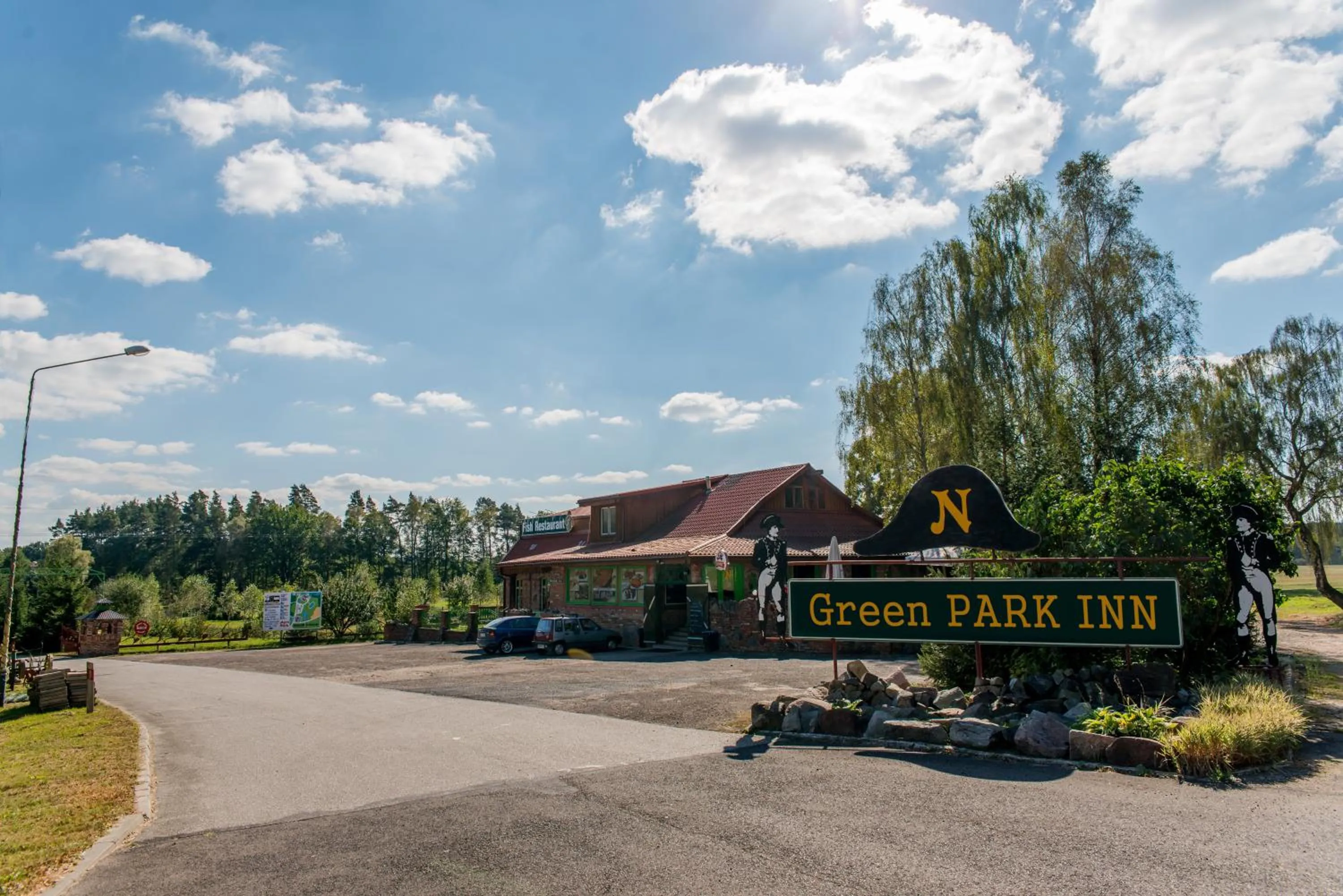 Restaurant/places to eat in Park Inn Resort przy jeziorze - sauna i duży parking - pieski mile widziane