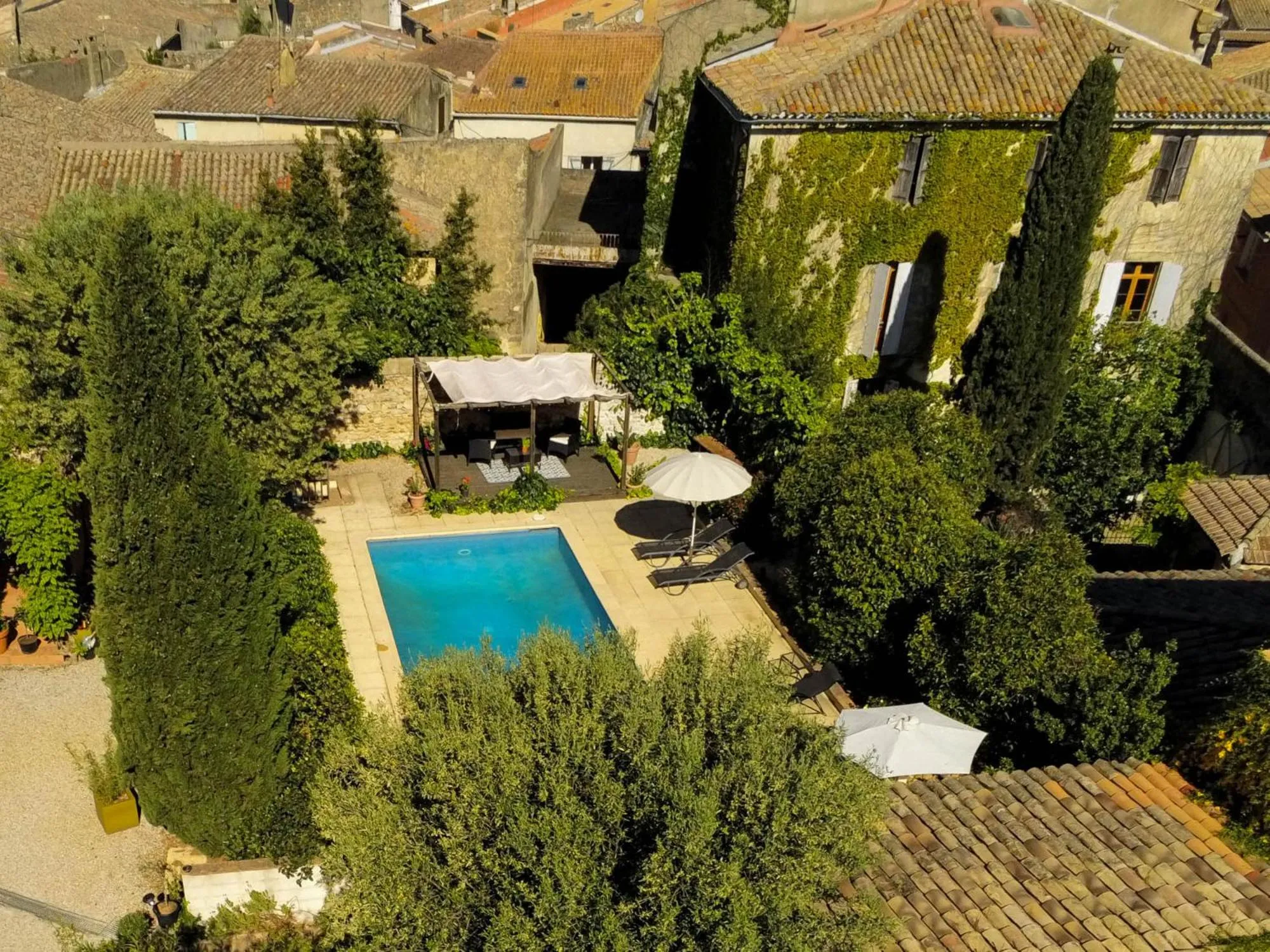 Property building in Mas Tolosan