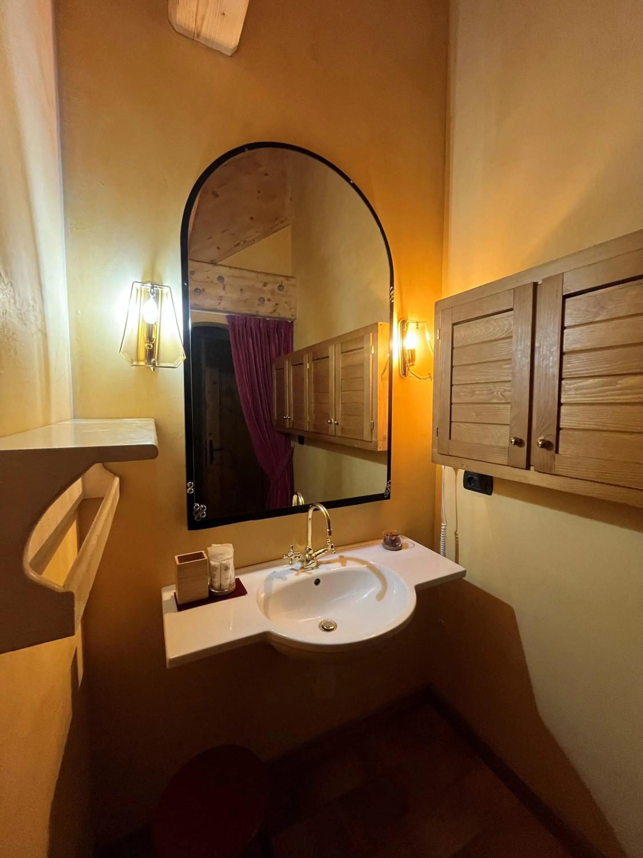 Bathroom in Castel Madonna