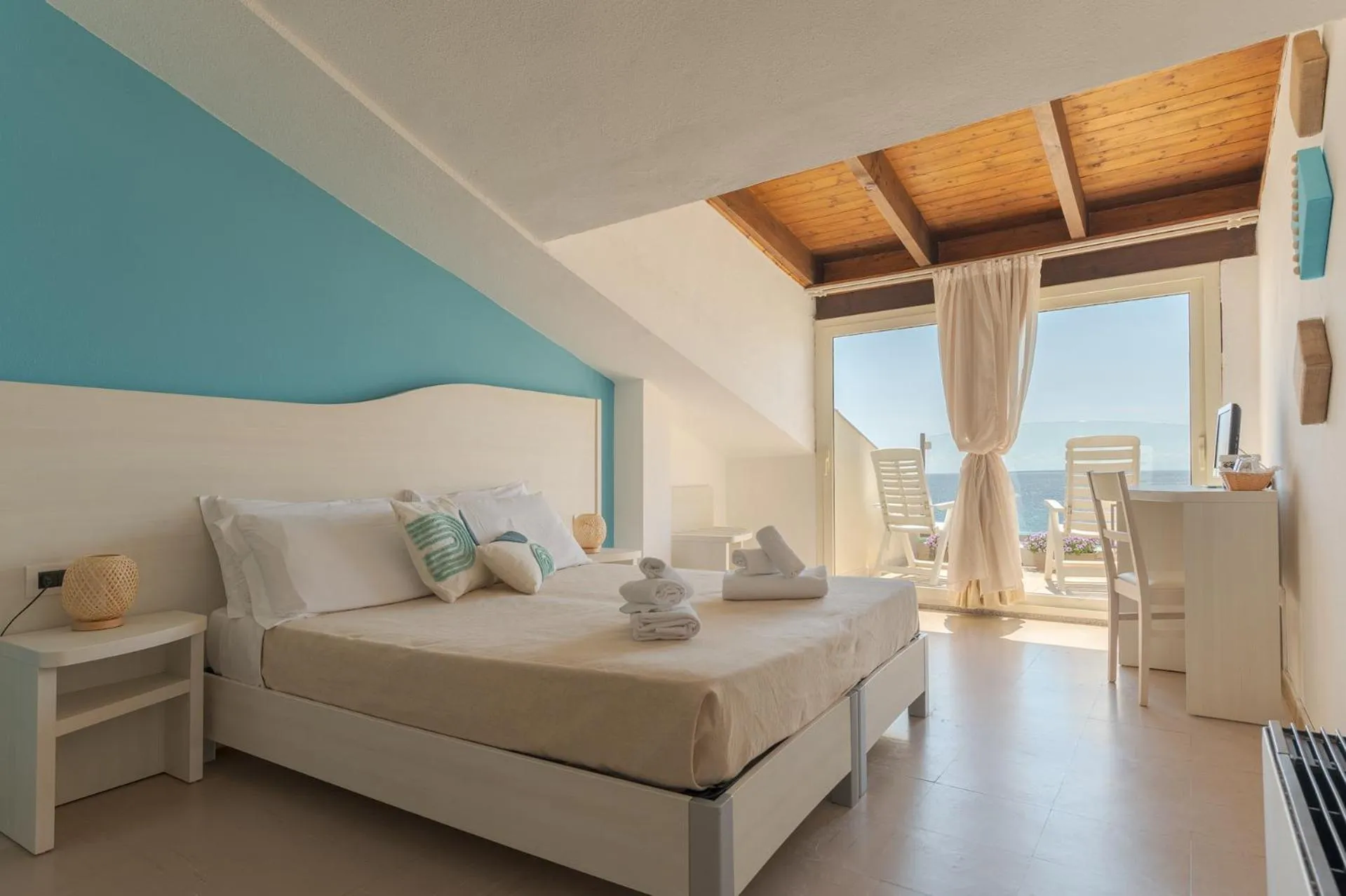 Bed in Hotel Maluentu