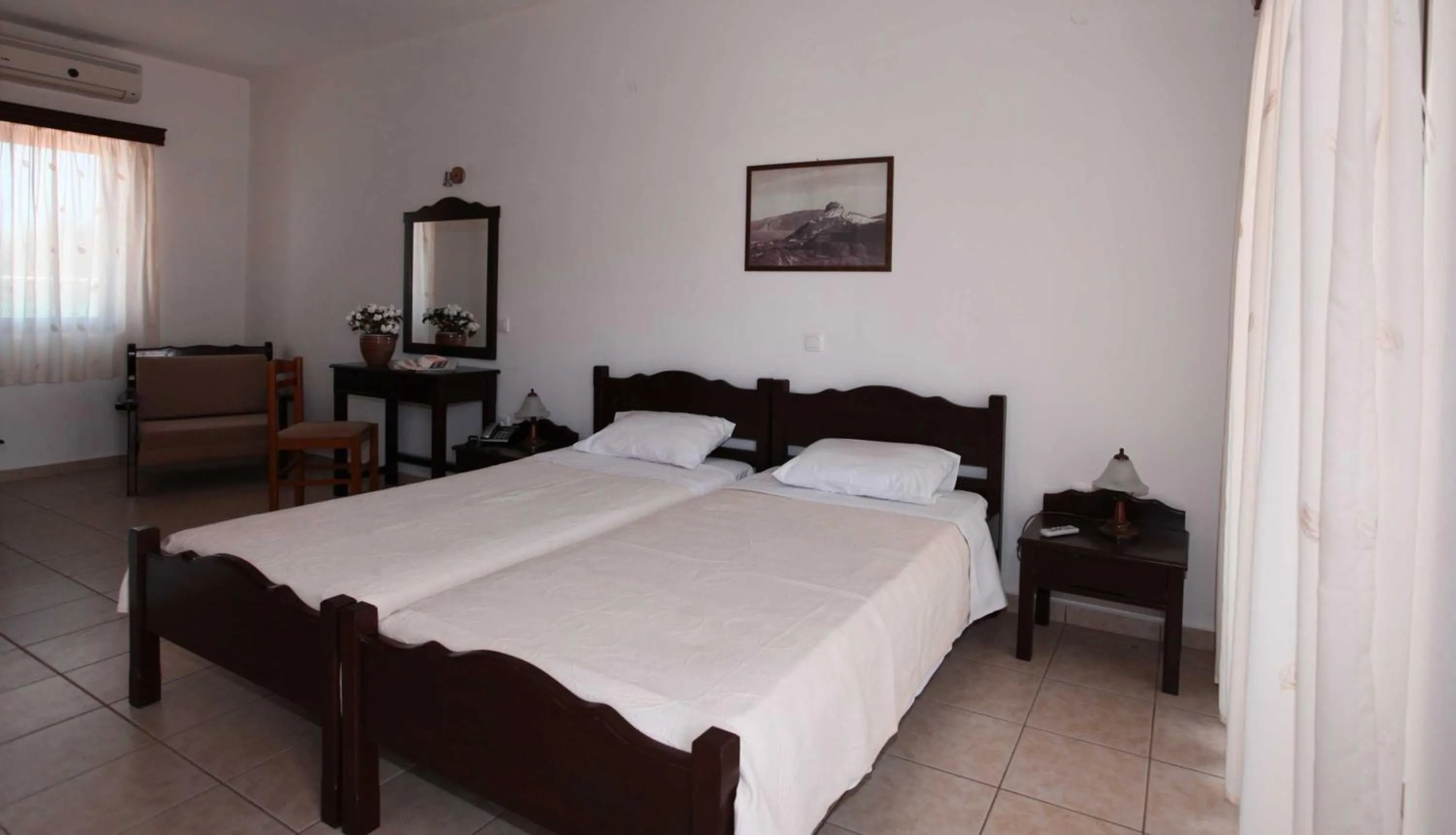 Photo of the whole room, Bed in Hotel Melikari