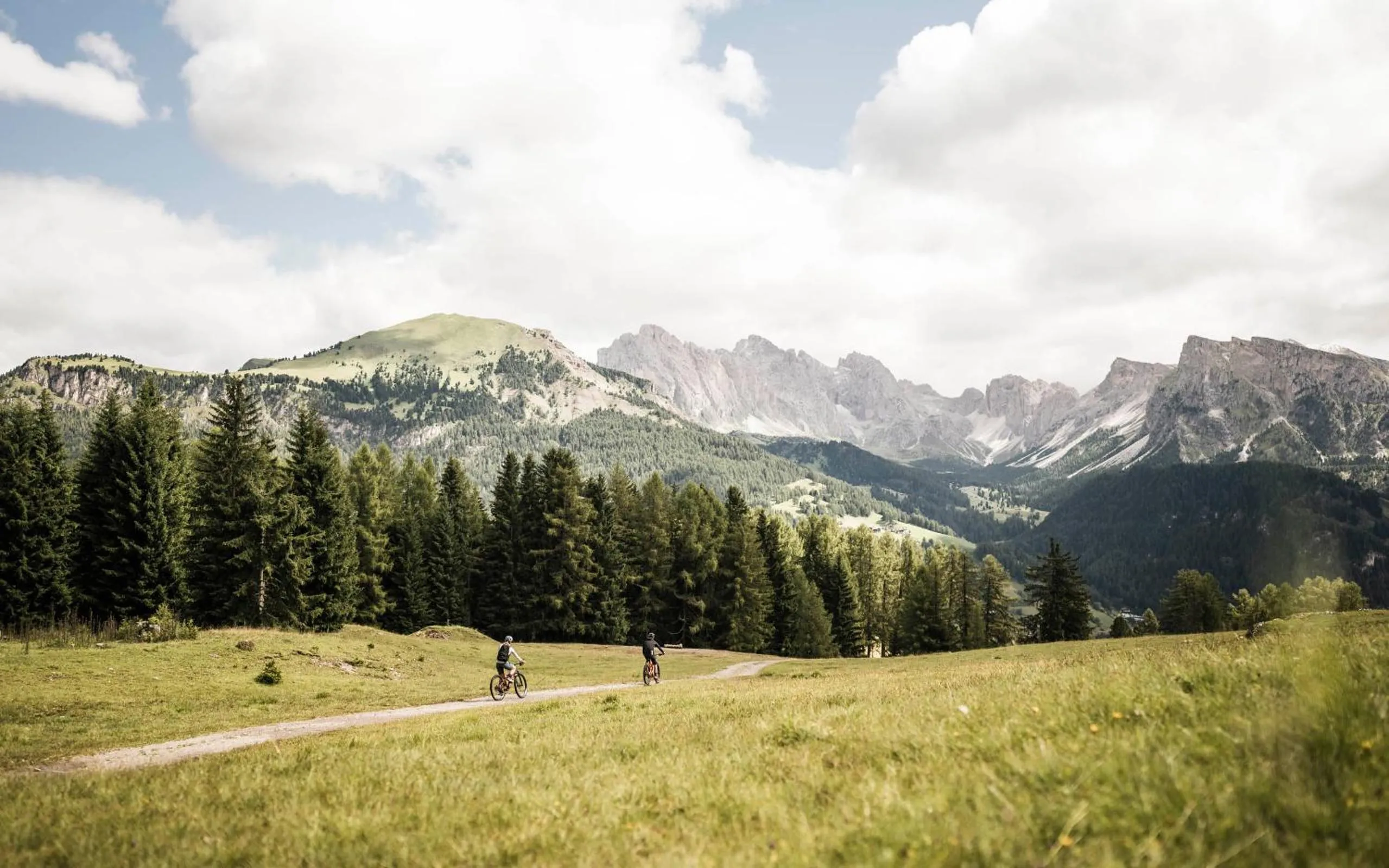 Activities in Cendevaves Alpine Silence