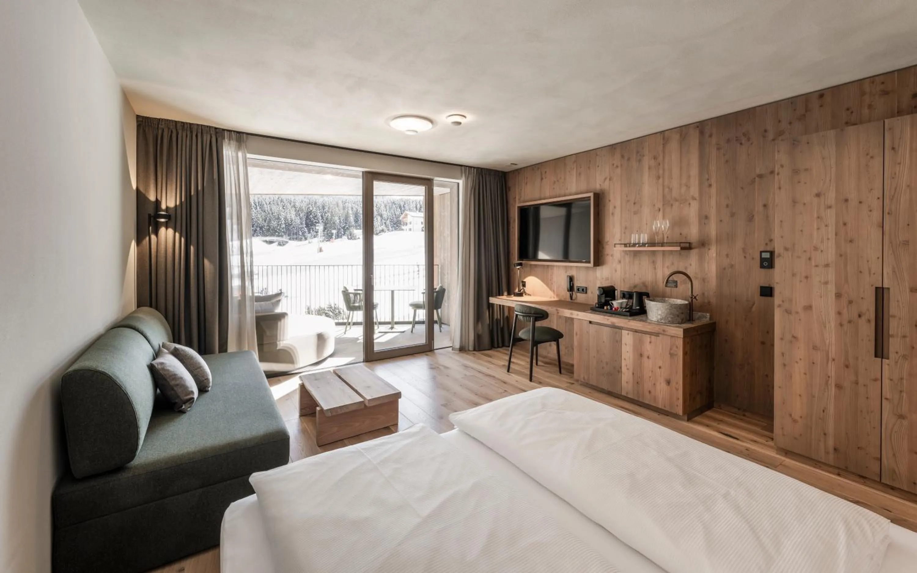 Bedroom, Bed in Cendevaves Alpine Silence