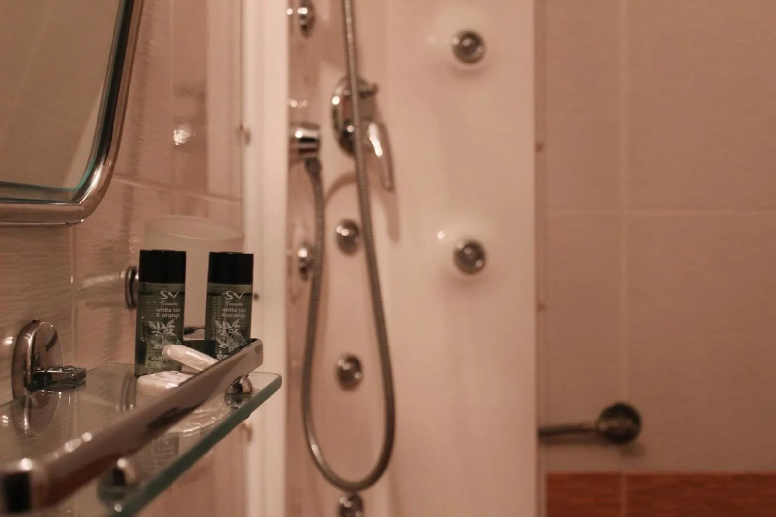 Bathroom in Enastron Hotel