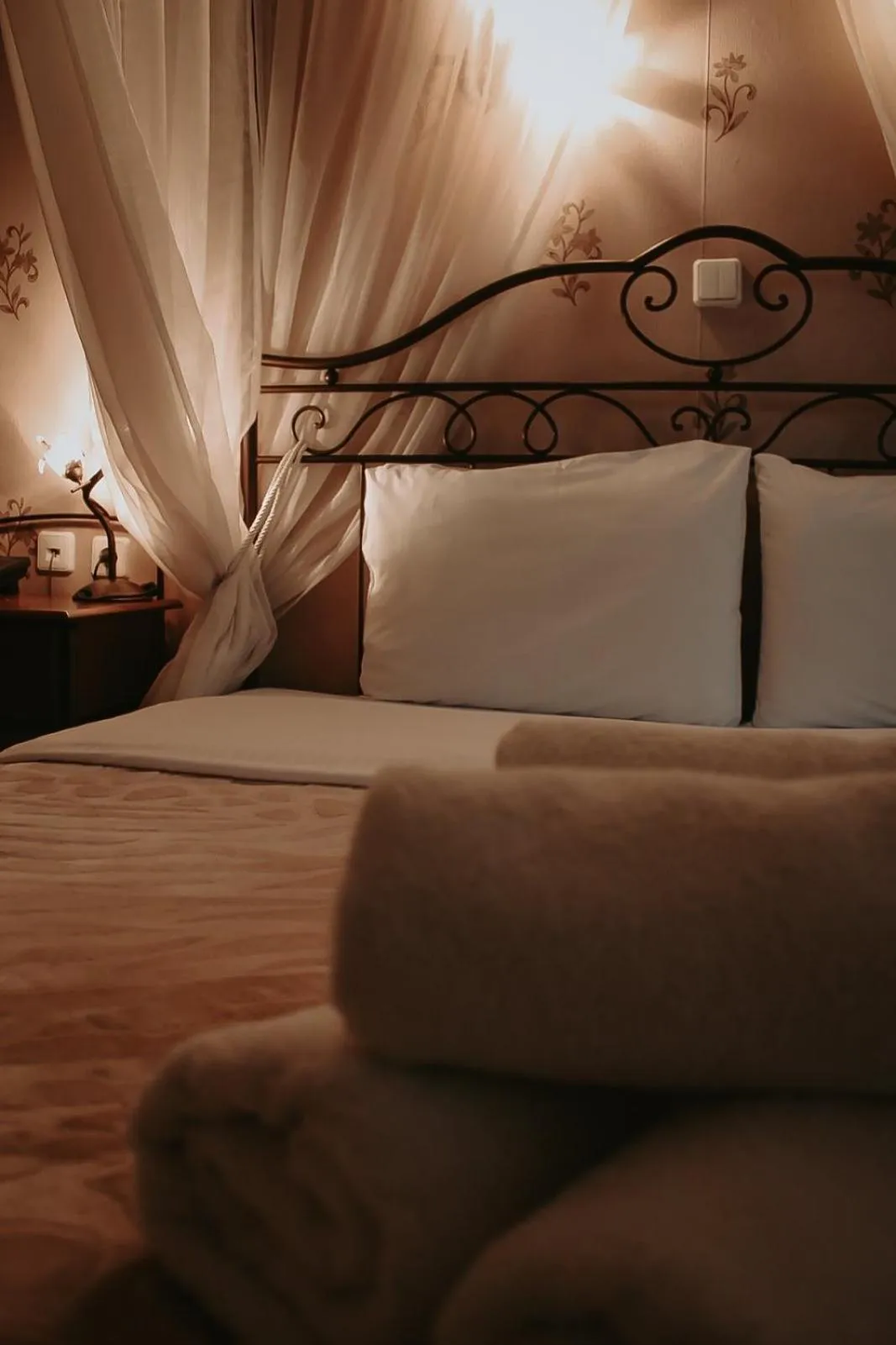 Bedroom, Bed in Enastron Hotel