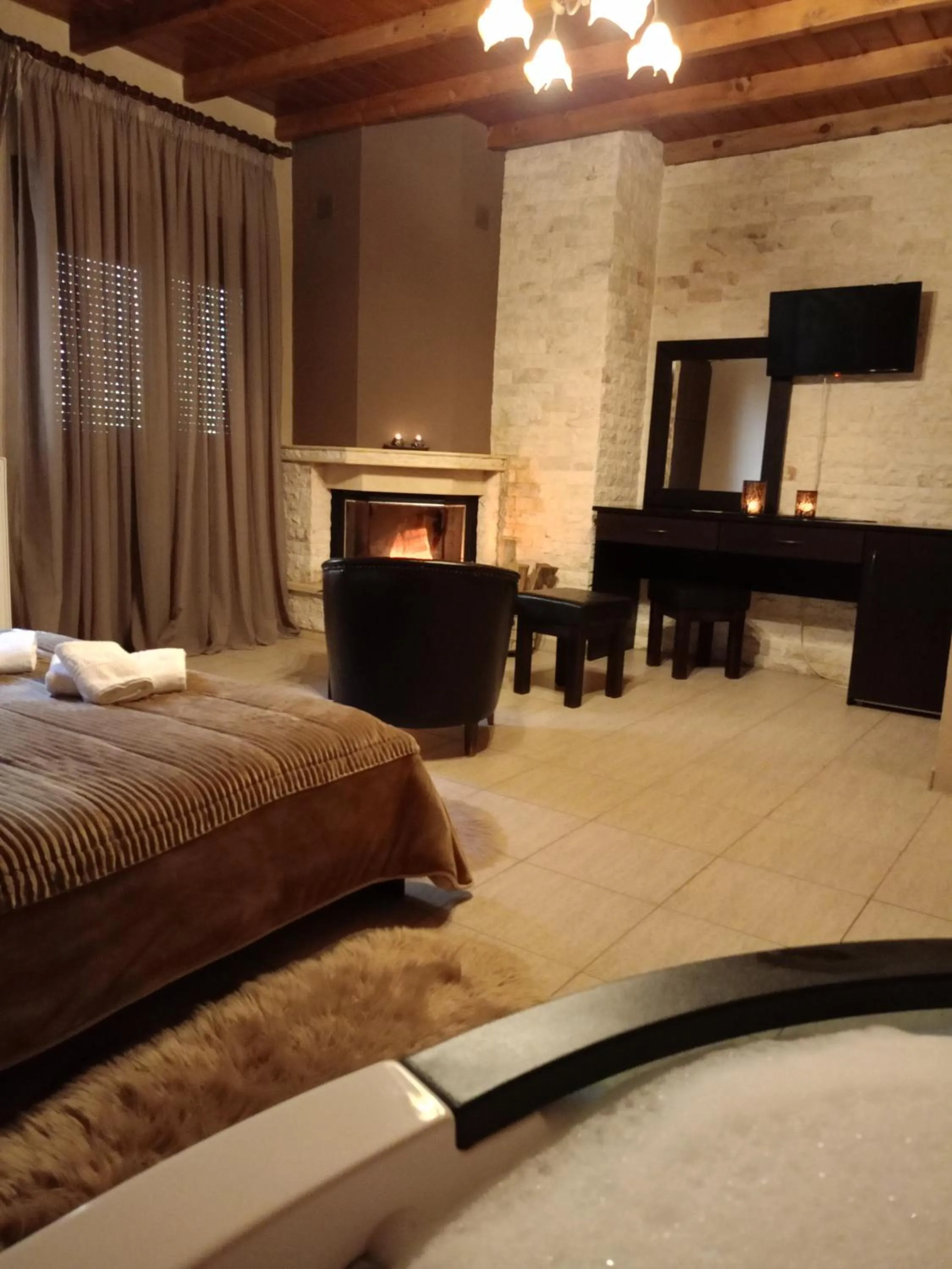 Photo of the whole room, Bed in Hotel Edem