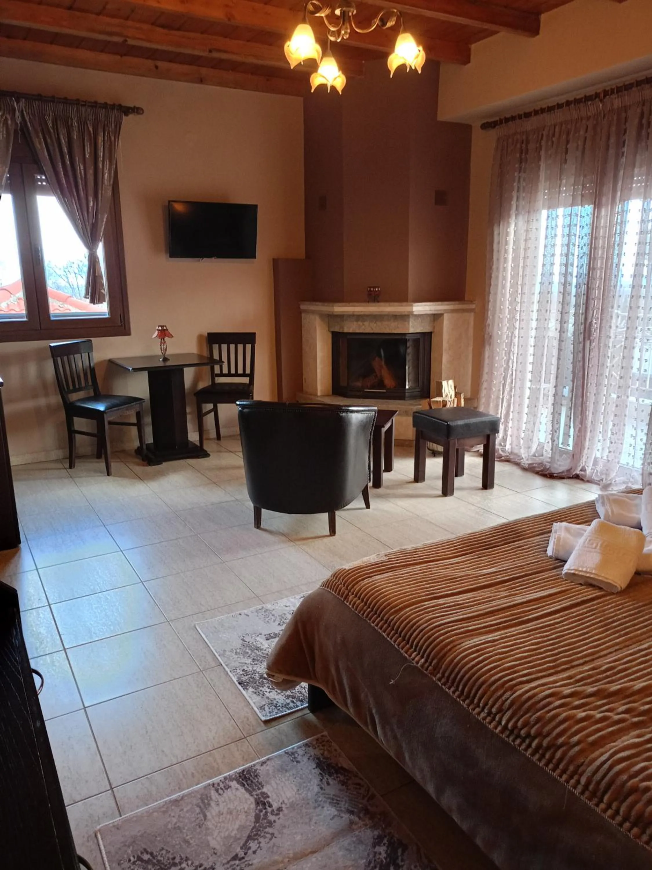 Bedroom, Bed in Hotel Edem