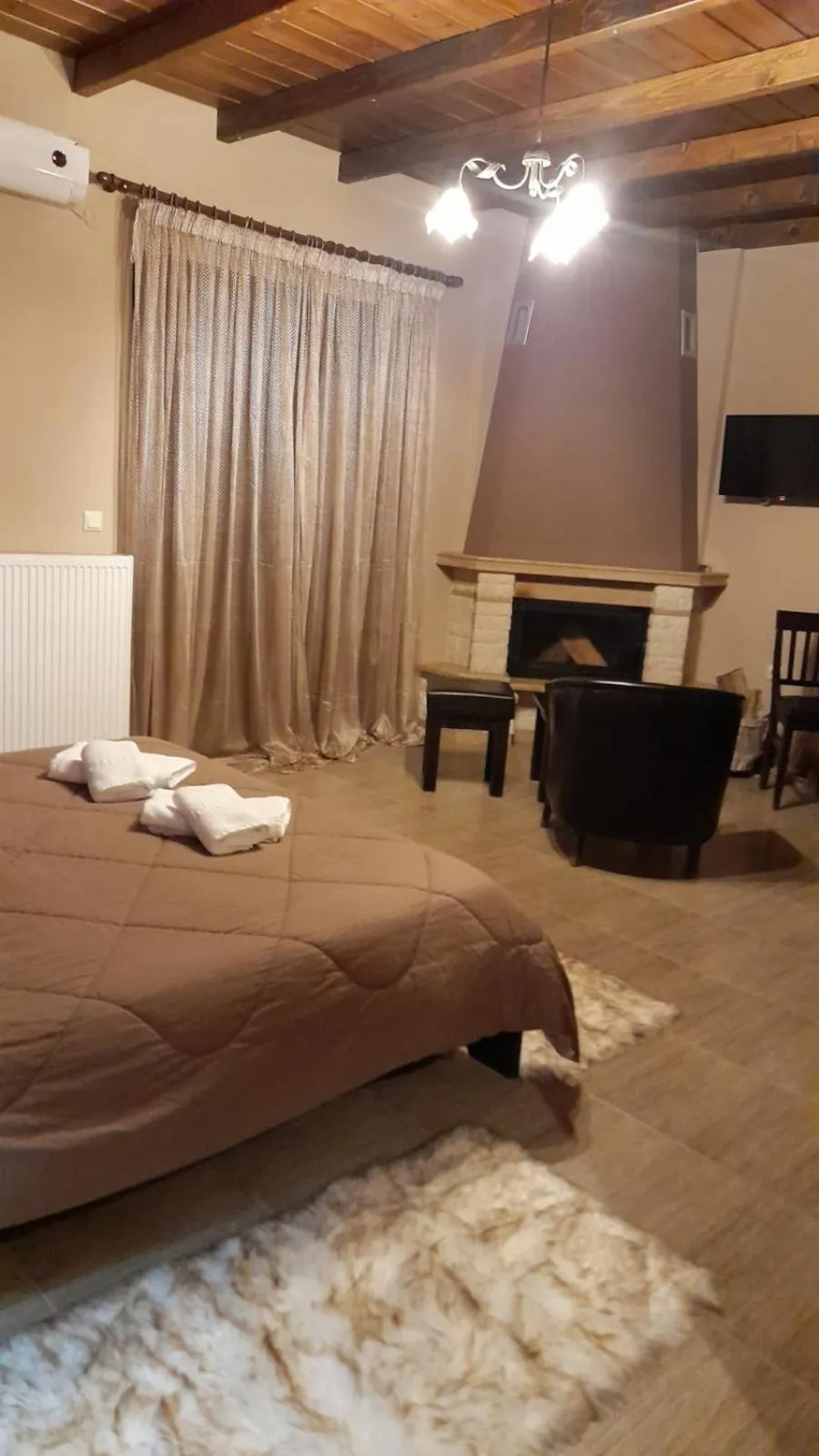 Photo of the whole room, Bed in Hotel Edem