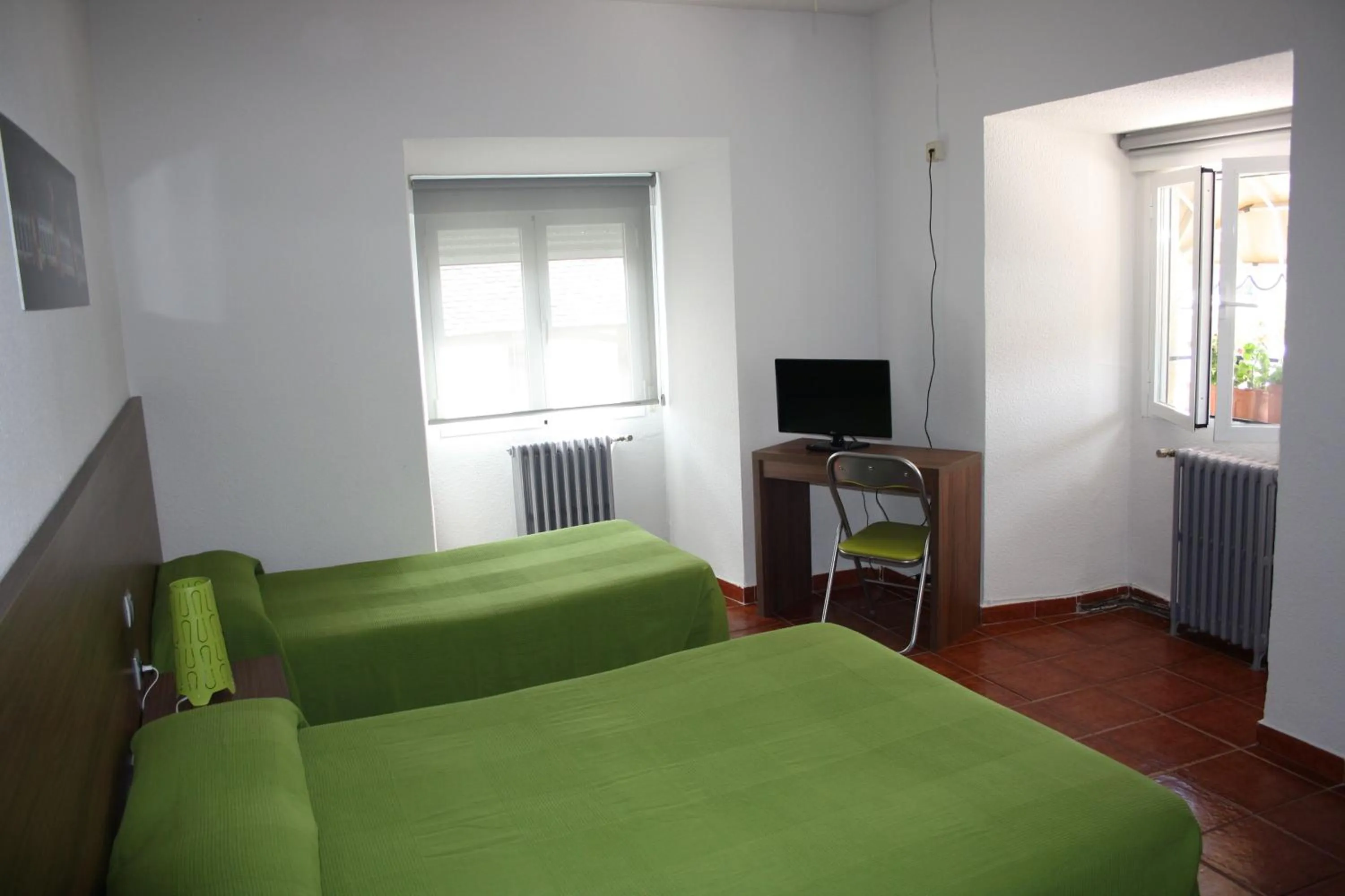 Bedroom, Bed in Hostal La Estación