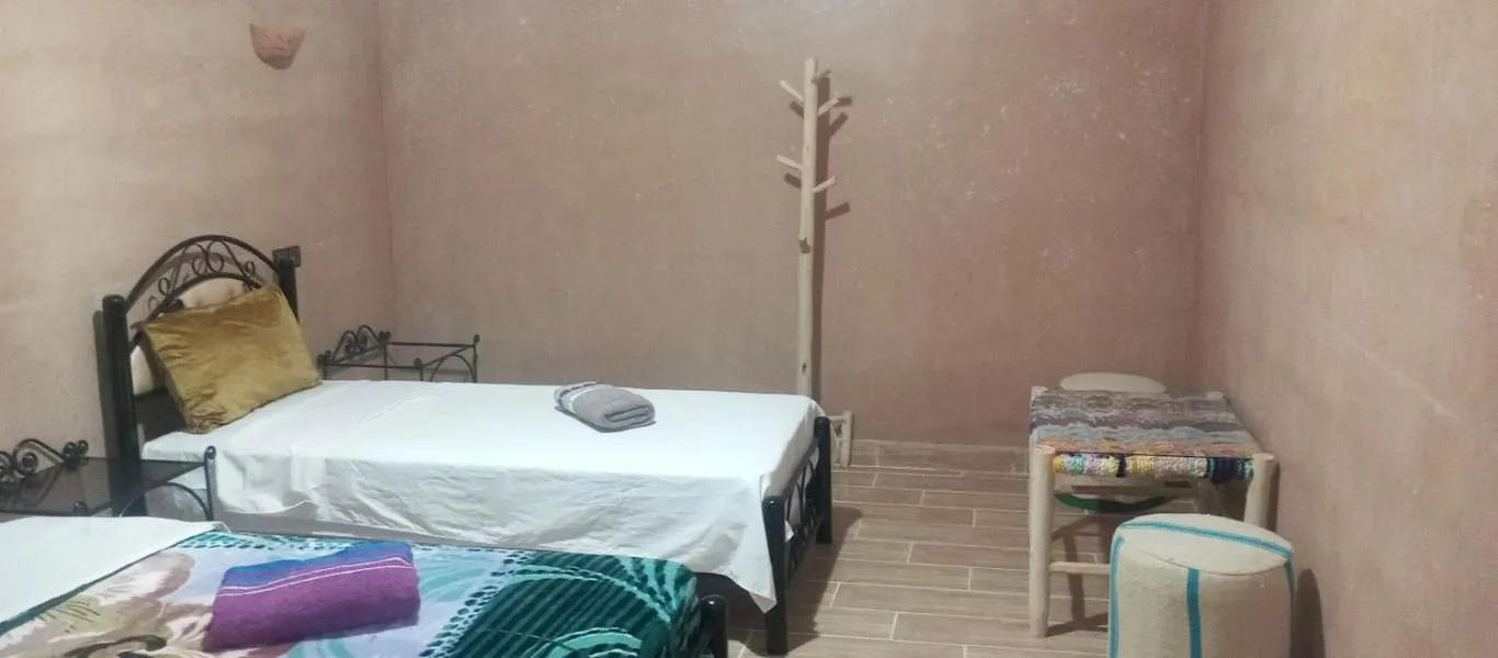 Bed in Auberge Restaurant TISSILI " Oasis de Fint"