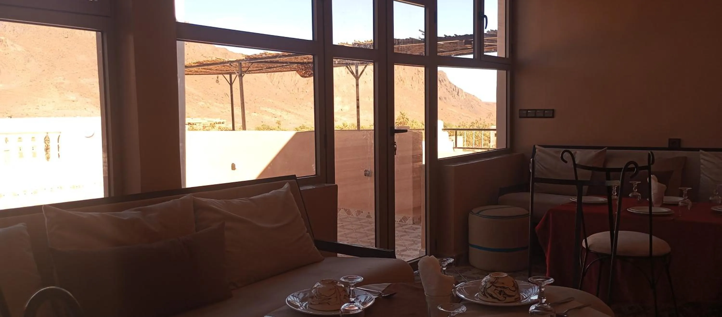 Auberge Restaurant TISSILI " Oasis de Fint"