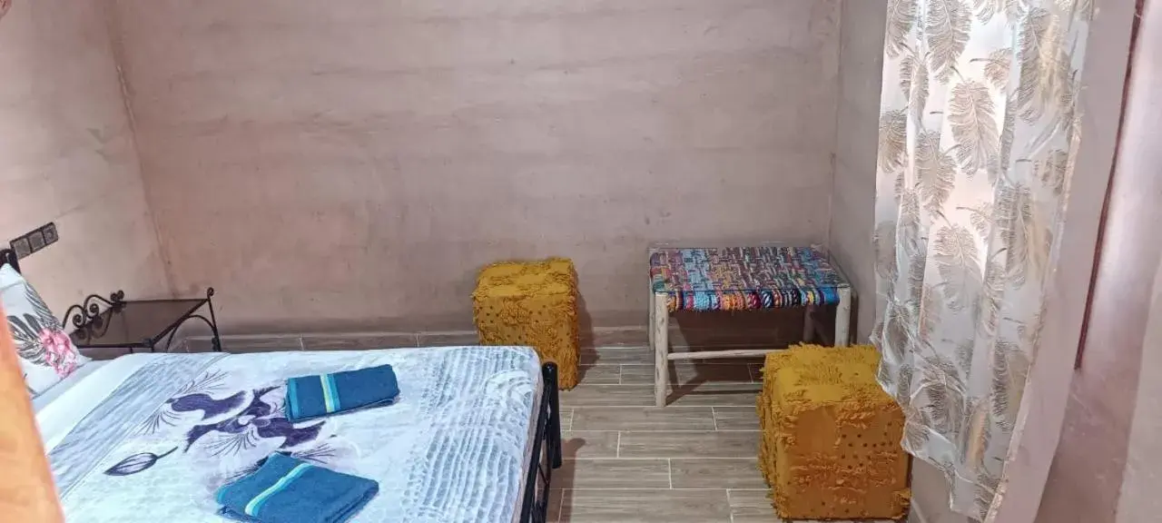 Standard Triple Room in Auberge Restaurant TISSILI " Oasis de Fint" Standard Triple Room in Auberge Restaurant TISSILI " Oasis de Fint"