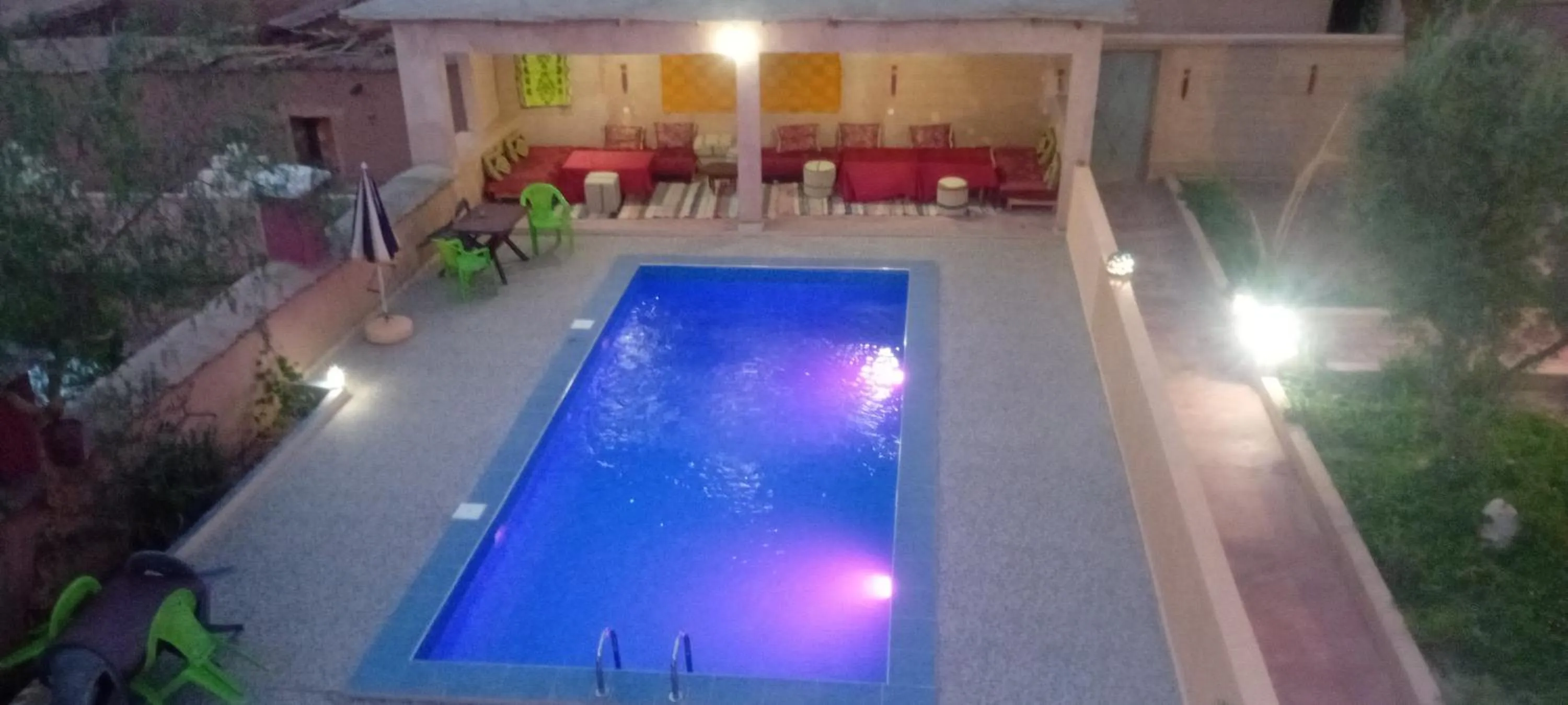 Auberge Restaurant TISSILI " Oasis de Fint"