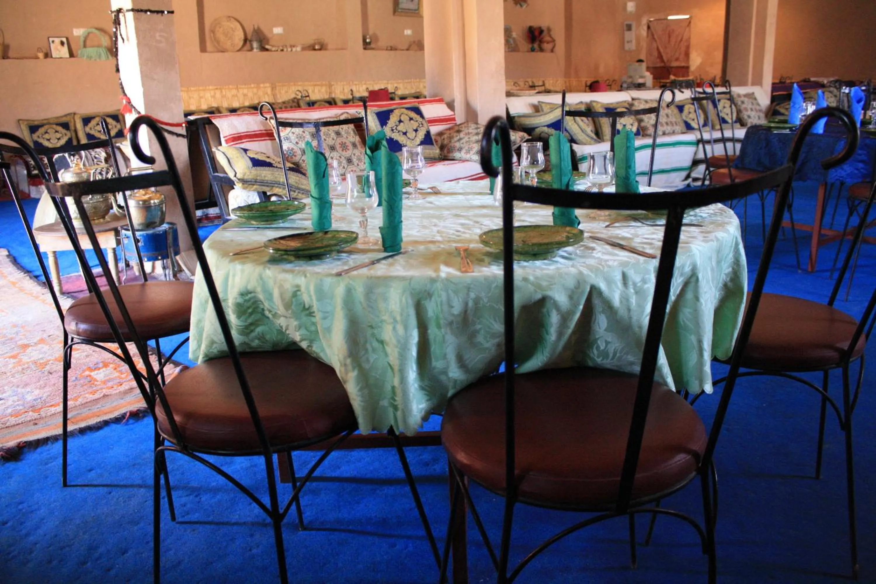 Restaurant/places to eat in Auberge Restaurant TISSILI " Oasis de Fint"