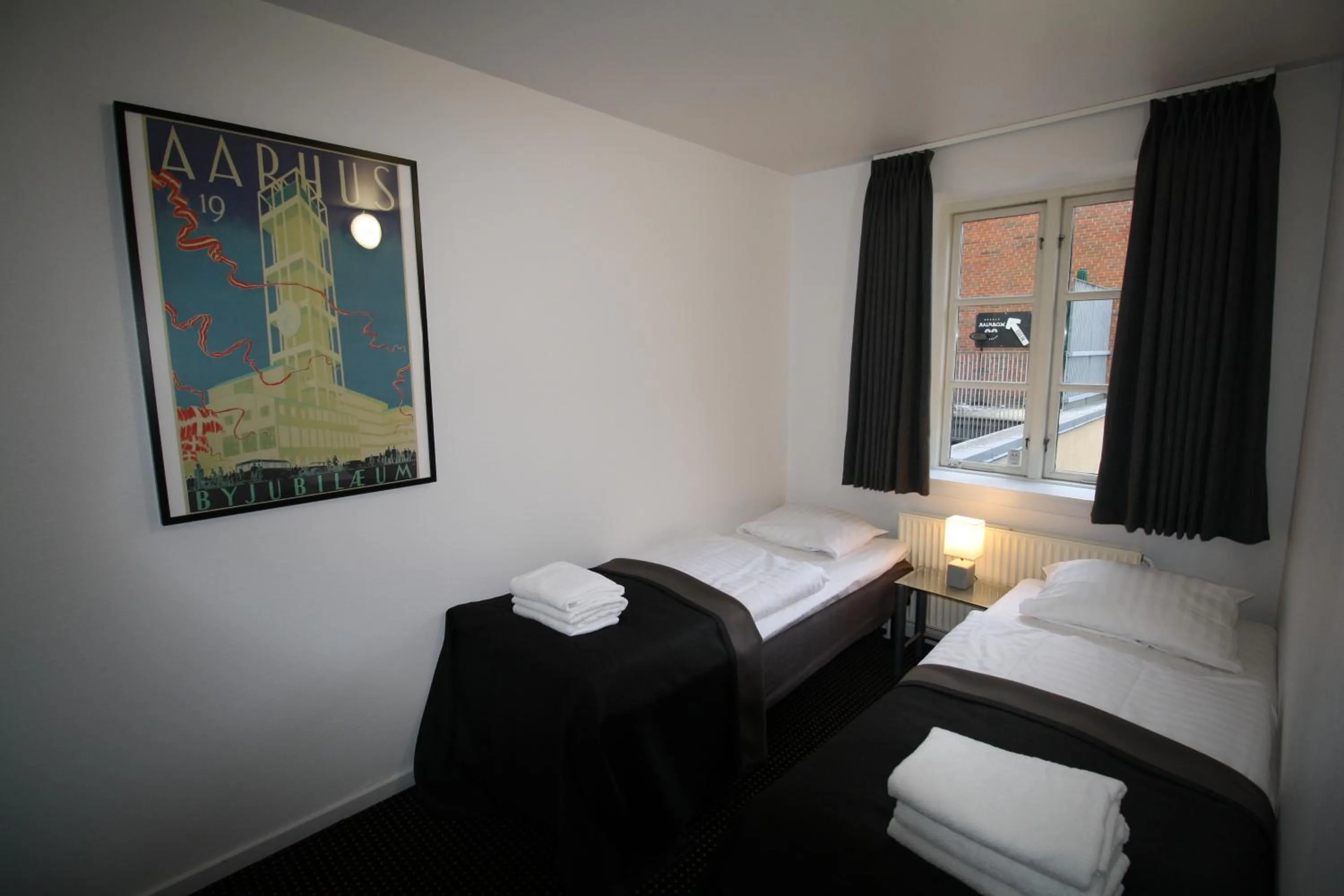 Bedroom, Bed in Hotel Aarhus City Apartments