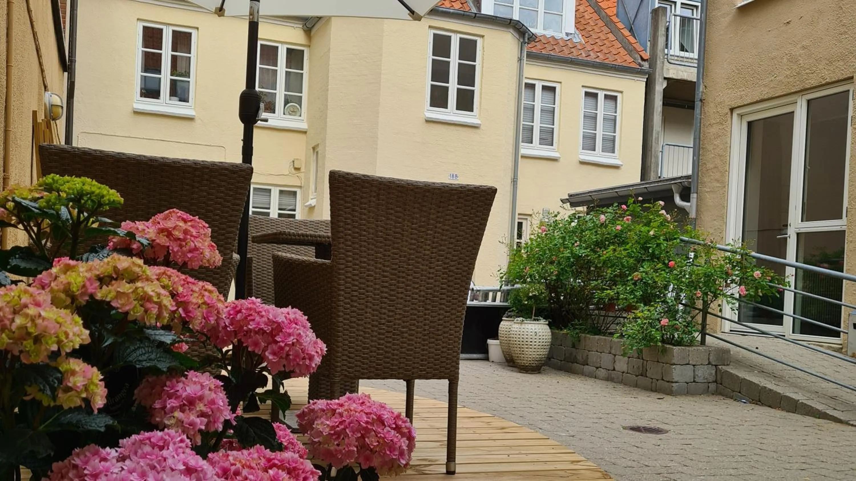 Property building in Hotel Aarhus City Apartments