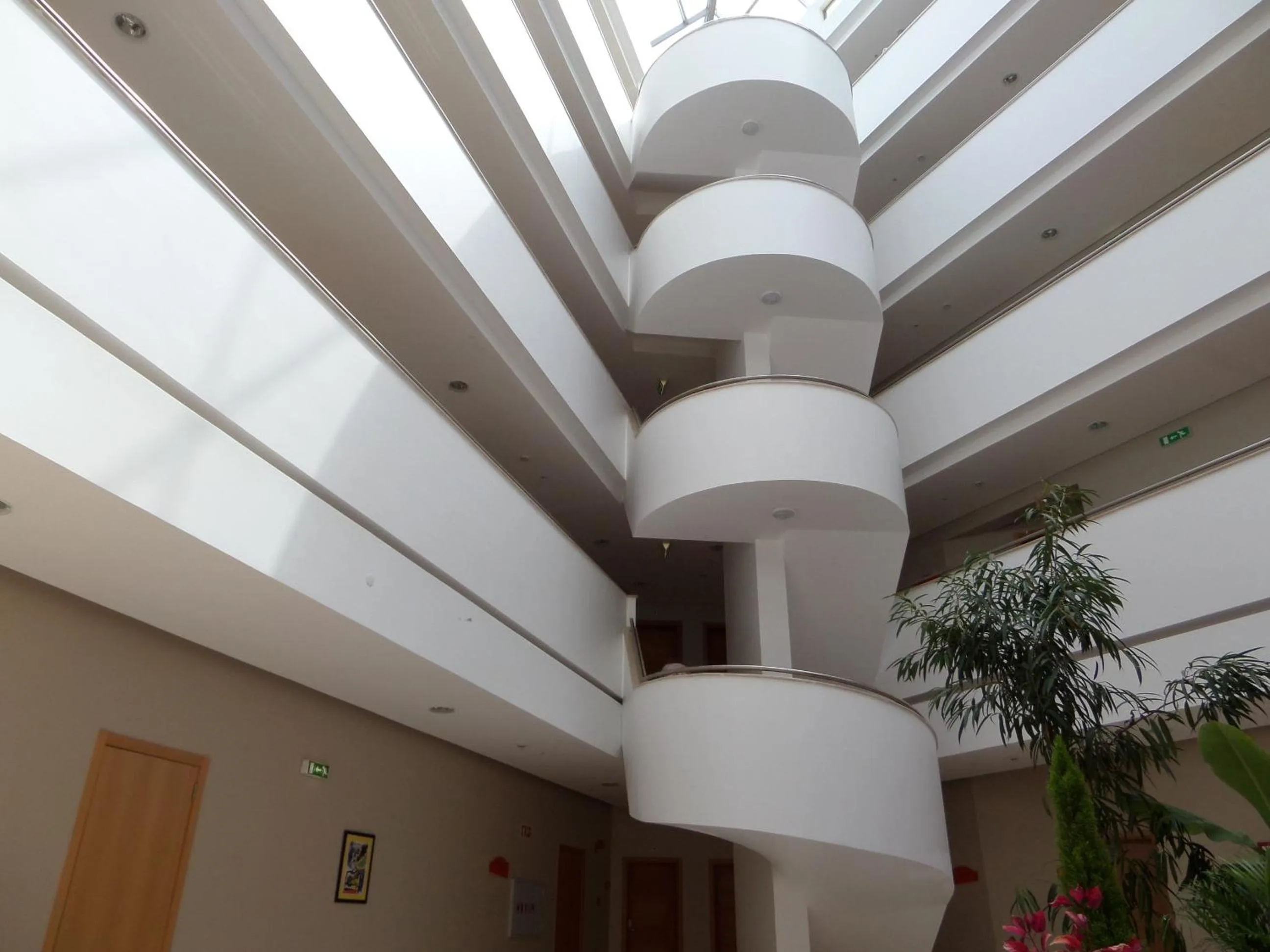 Facade/entrance in Alfagar Aparthotel