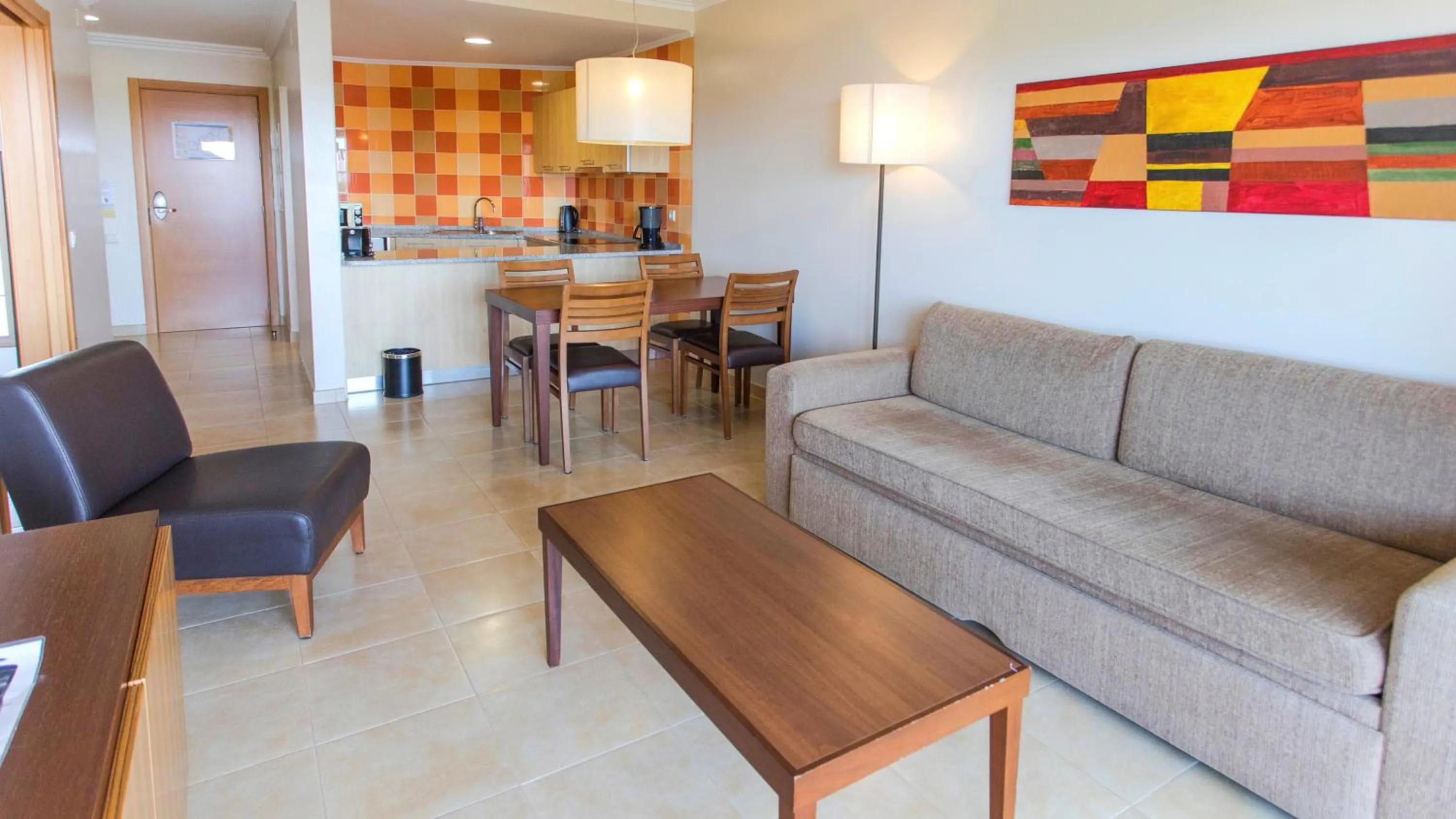 Living room in Alfagar Aparthotel