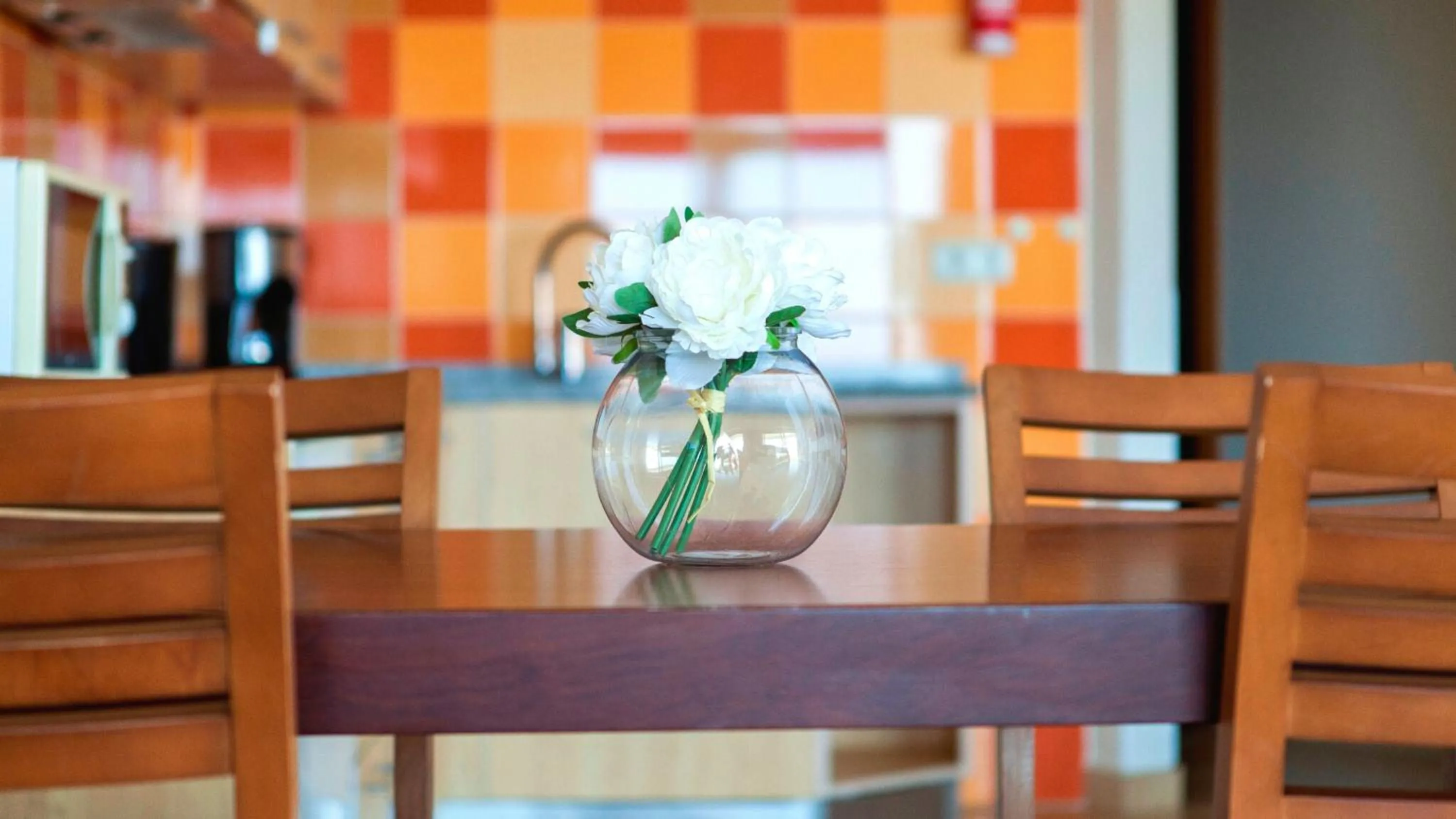 Dining area in Alfagar Aparthotel