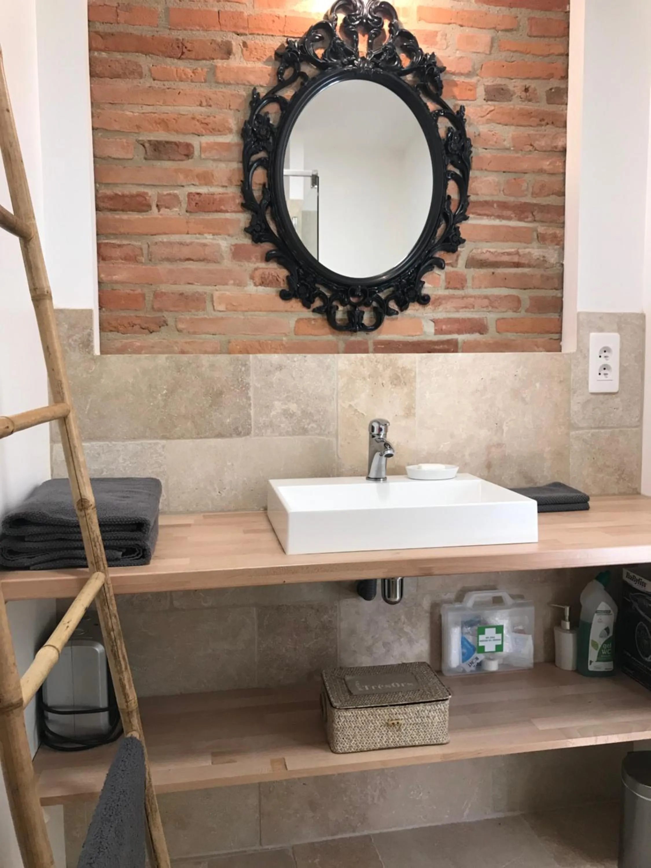 Bathroom in La bulle de Gaston