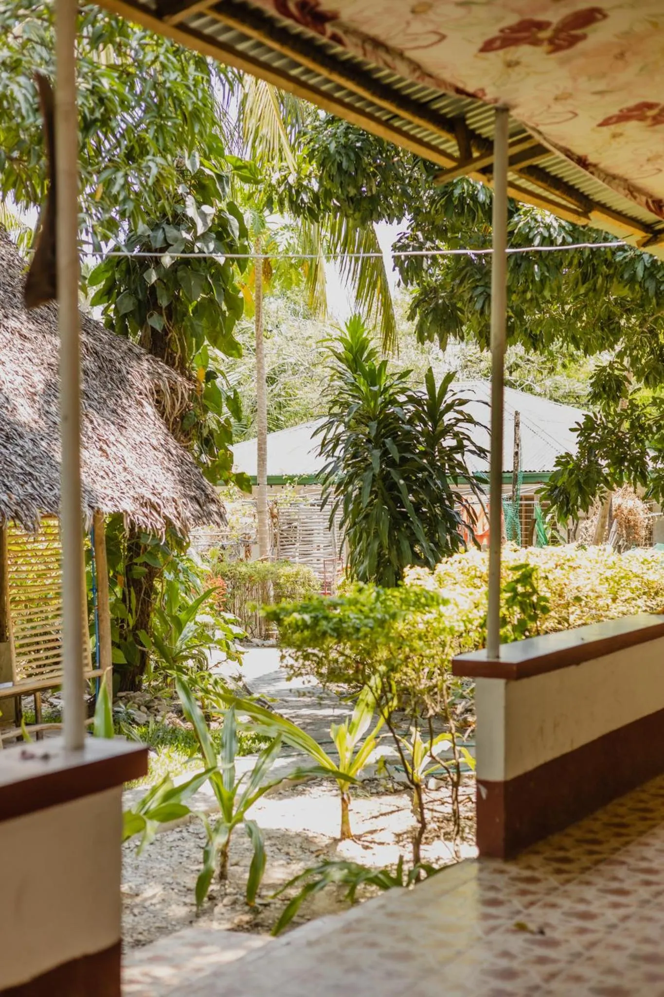 Puerto Galera Hostel